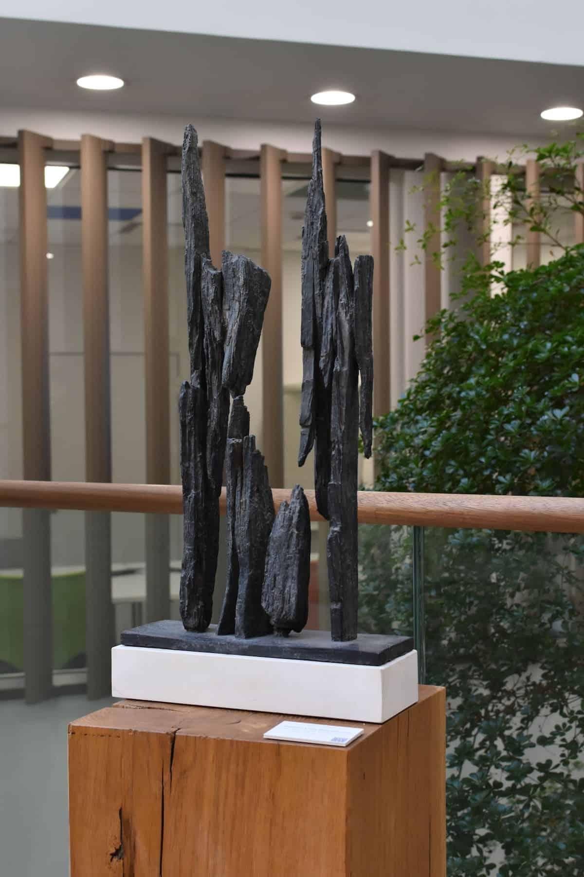 Fragment n°2 by Martine Demal - Bronze sculpture, abstract, harmony of forms For Sale 2