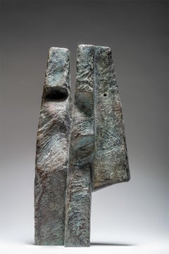 „Janus-Köpfe“ von Martine Demal – Bronzeskulptur, doppelseitiger Kopf, Mythos