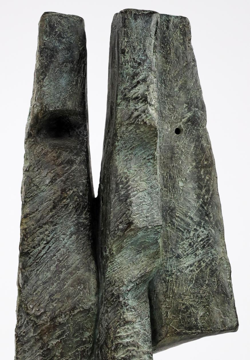 Têtes de Janus de Martine Demal - Sculpture contemporaine en bronze, abstraite, grise en vente 2