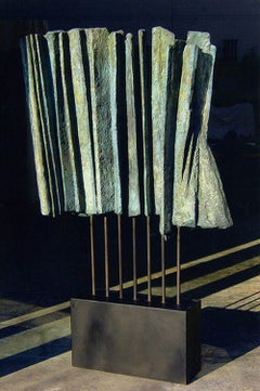 Grande vibrazione di Martine Demal - scultura in bronzo alta 6,9 piedi, arte astratta