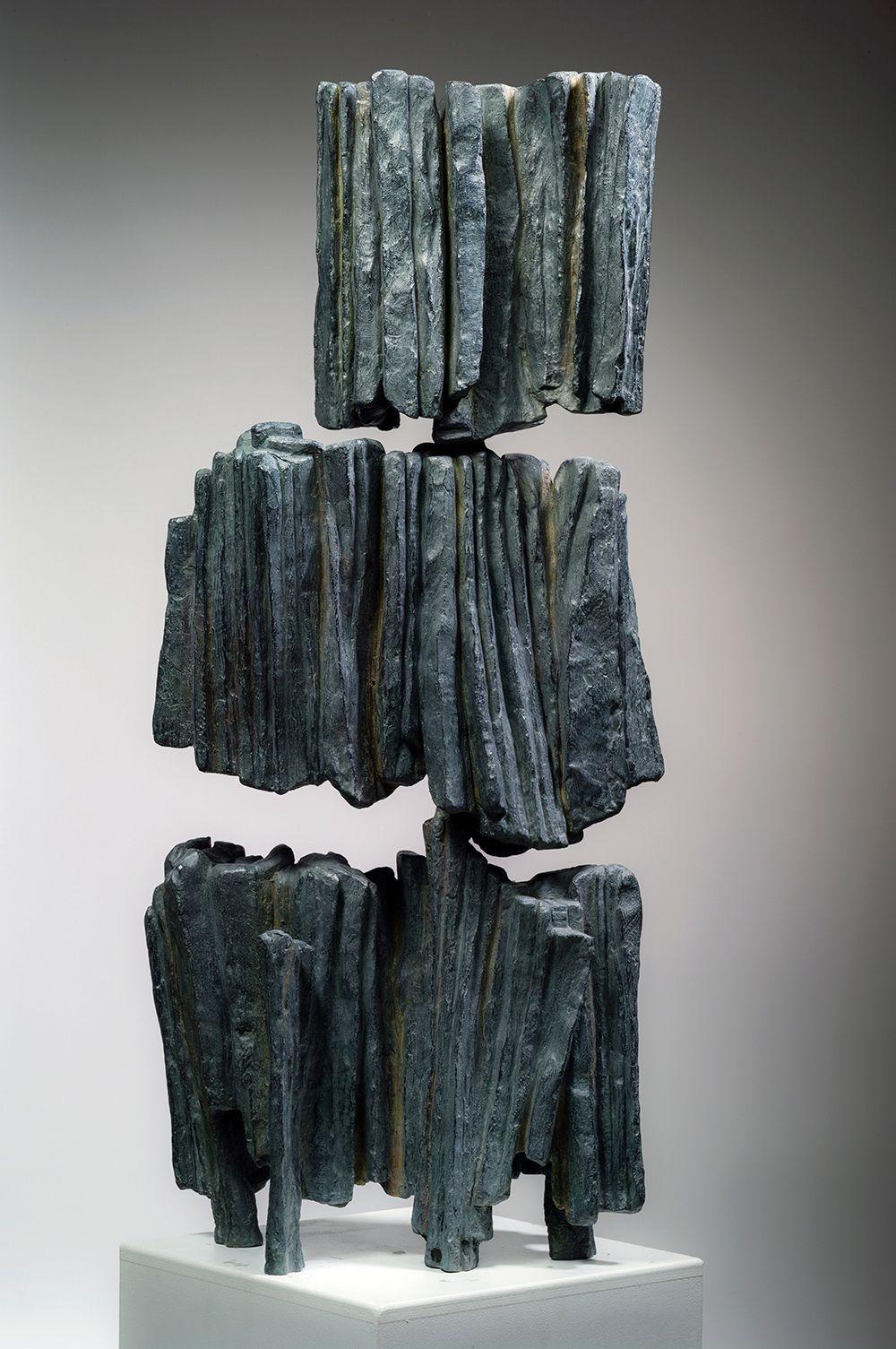 Signs and Writings No. 5 ist eine Bronzeskulptur der zeitgenössischen Künstlerin Martine Demal mit den Maßen 115 × 50 × 50 cm (45,3 × 19,7 × 19,7 in), einschließlich Sockel aus patiniertem Messing. 
Die Skulptur ist signiert und nummeriert, gehört
