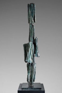 Signs & Writings No. 1 di Martine Demal - scultura astratta in bronzo di grandi dimensioni, verde