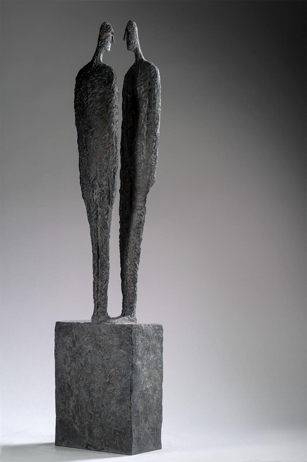 Le grand secret de Martine Demal - Sculpture contemporaine en bronze, figure humaine en vente 1