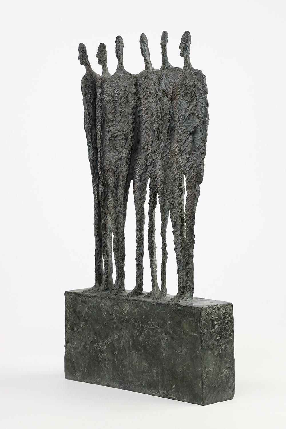 Gruppe von Martine Demal – Bronzeskulptur, Gruppe menschlicher Figuren, Harmonie im Angebot 1