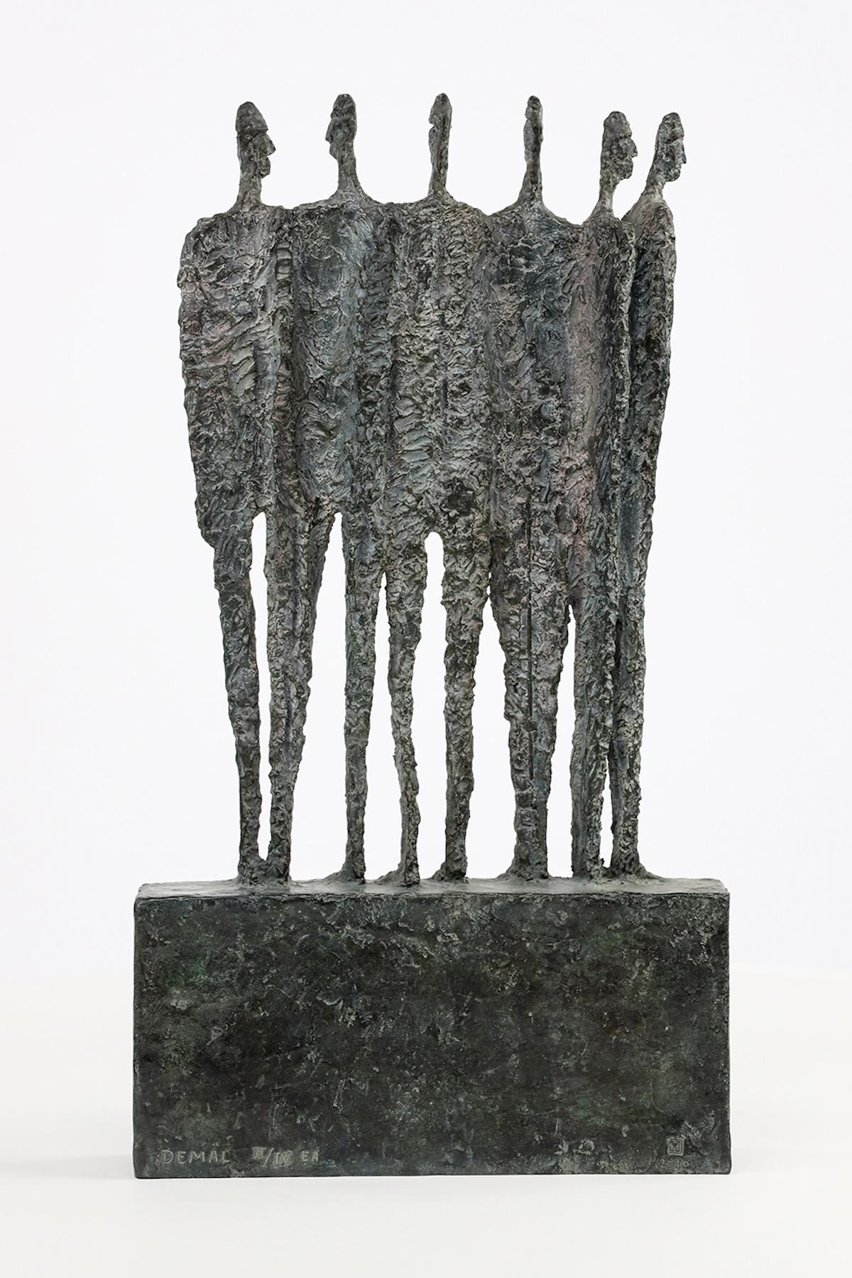 Le groupe de Martine Demal - sculpture en bronze, groupe de figures humaines, harmonie en vente 3
