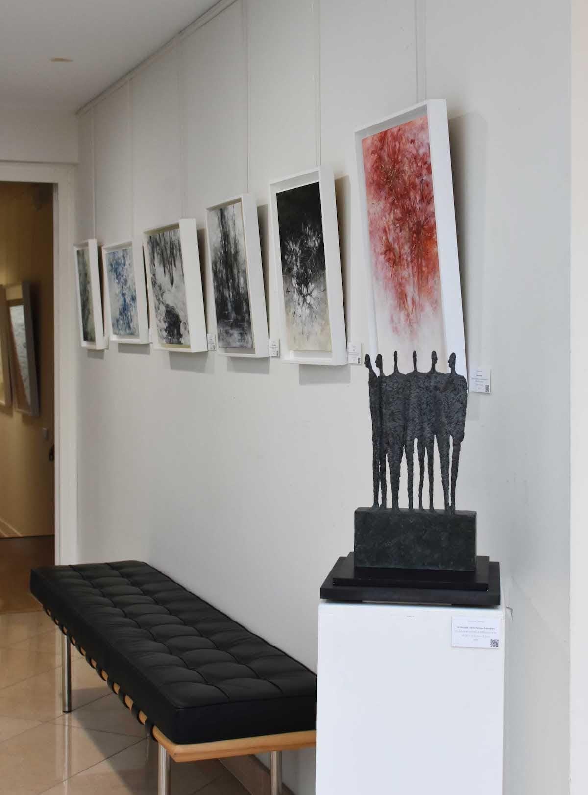 Le groupe de Martine Demal - sculpture en bronze, groupe de figures humaines, harmonie en vente 6