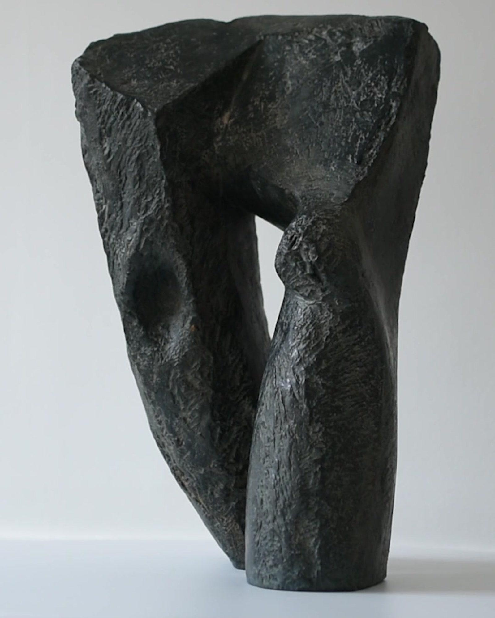 The Passage de Martine Demal - Sculpture contemporaine en bronze, abstraite, harmonie en vente 11