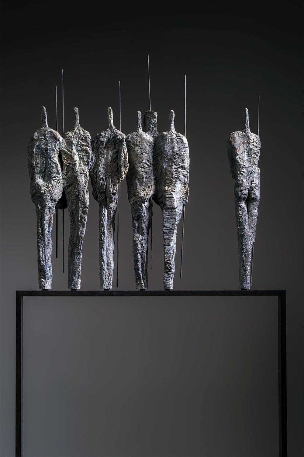 The Warriors by Martine Demal - bronze sculpture, group of human figures in vendita 3