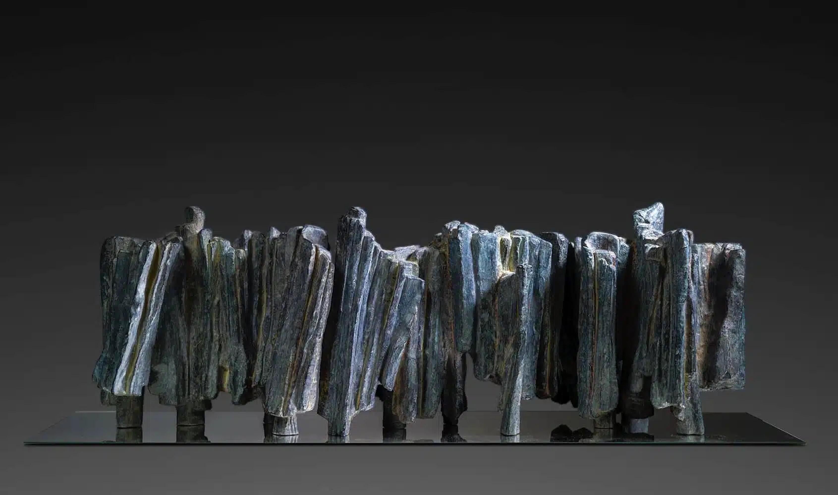 Writing is a Journey è una scultura in bronzo dell
artista contemporanea Martine Demal; le dimensioni, inclusa la base in ottone patinato, sono di 43 × 130 × 36 cm (16,9 × 51,2 × 14,2"). 
La scultura è firmata e numerata, fa parte di un
edizione