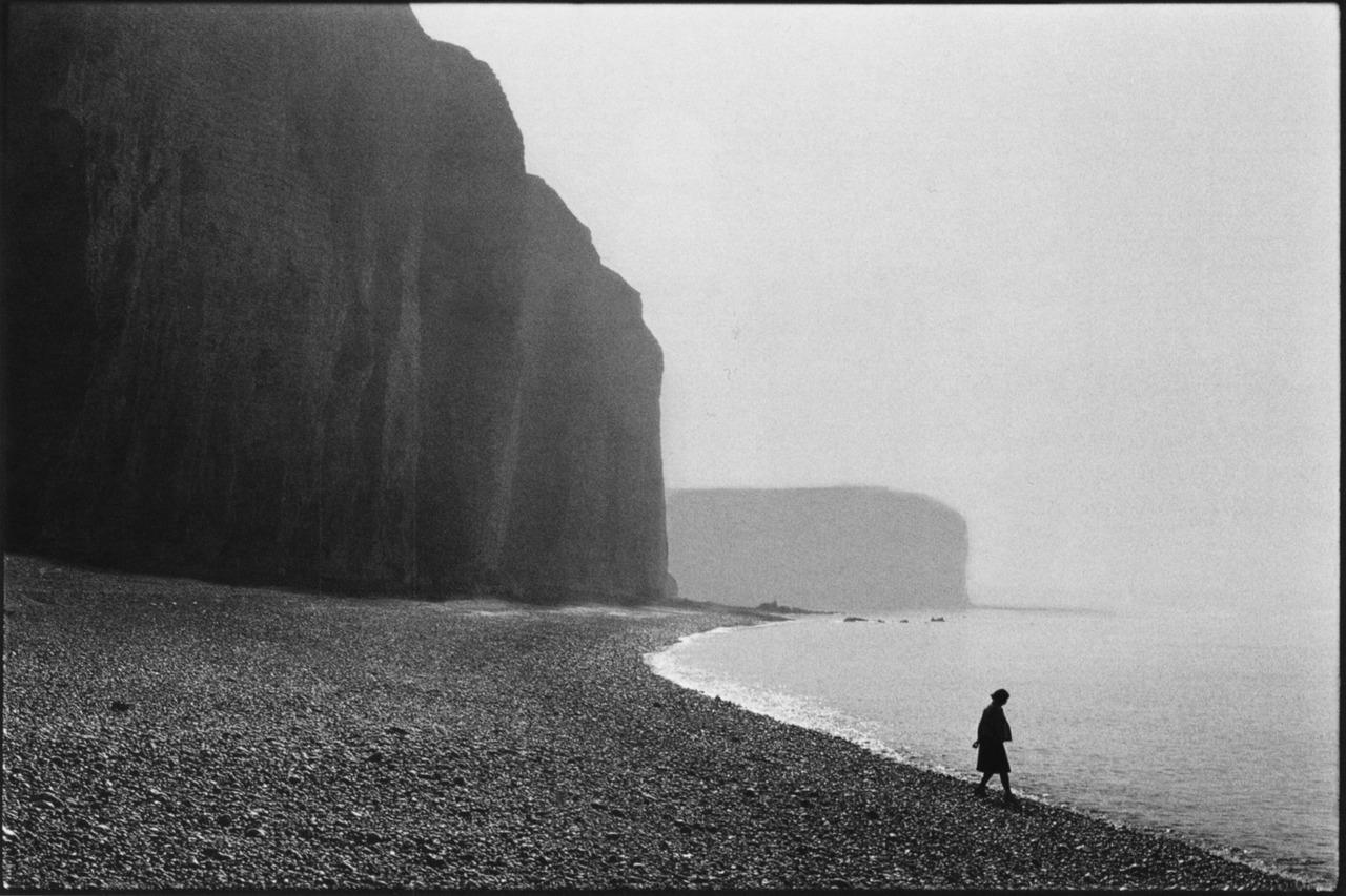 Martine Franck Black and White Photograph - Les Petite Dalles, Normandy, 1973
