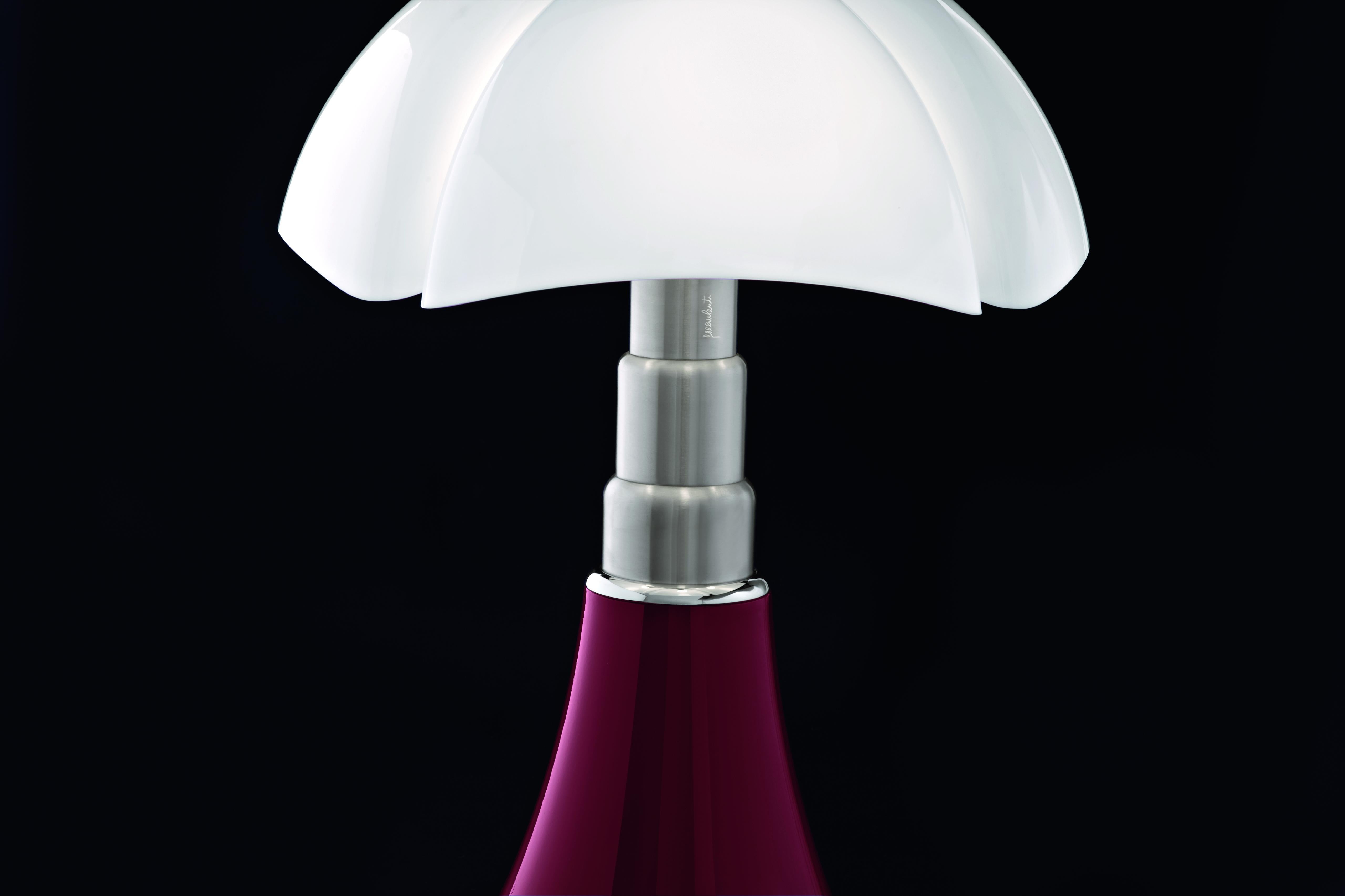 Lampe de bureau Martinelli Luce à LED à gradation Pipistrello 620 de Gae Aulenti en vente 5