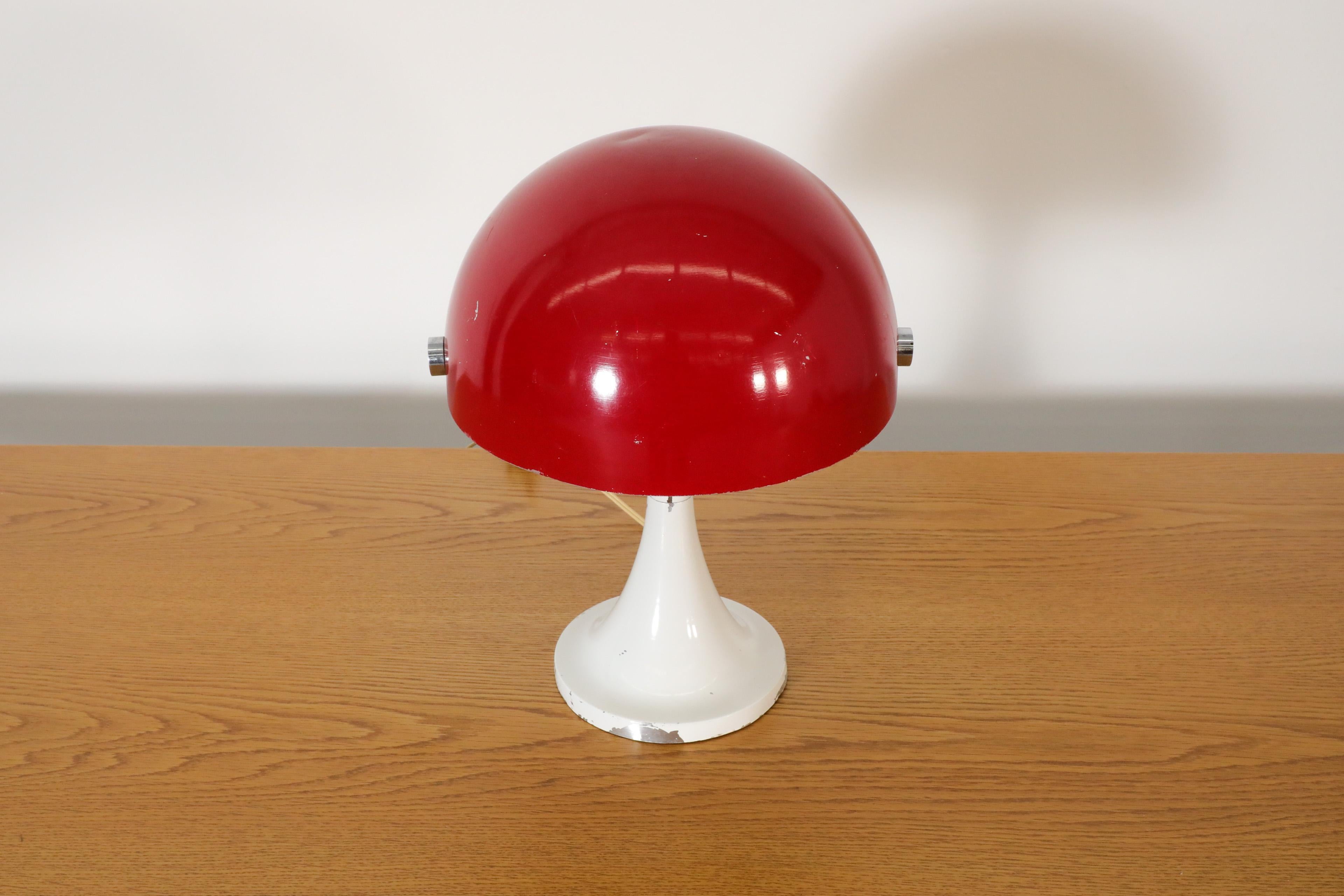 Martinelli Luce Inspired Red & White Mushroom Table Lamp with Rotating Shade 3