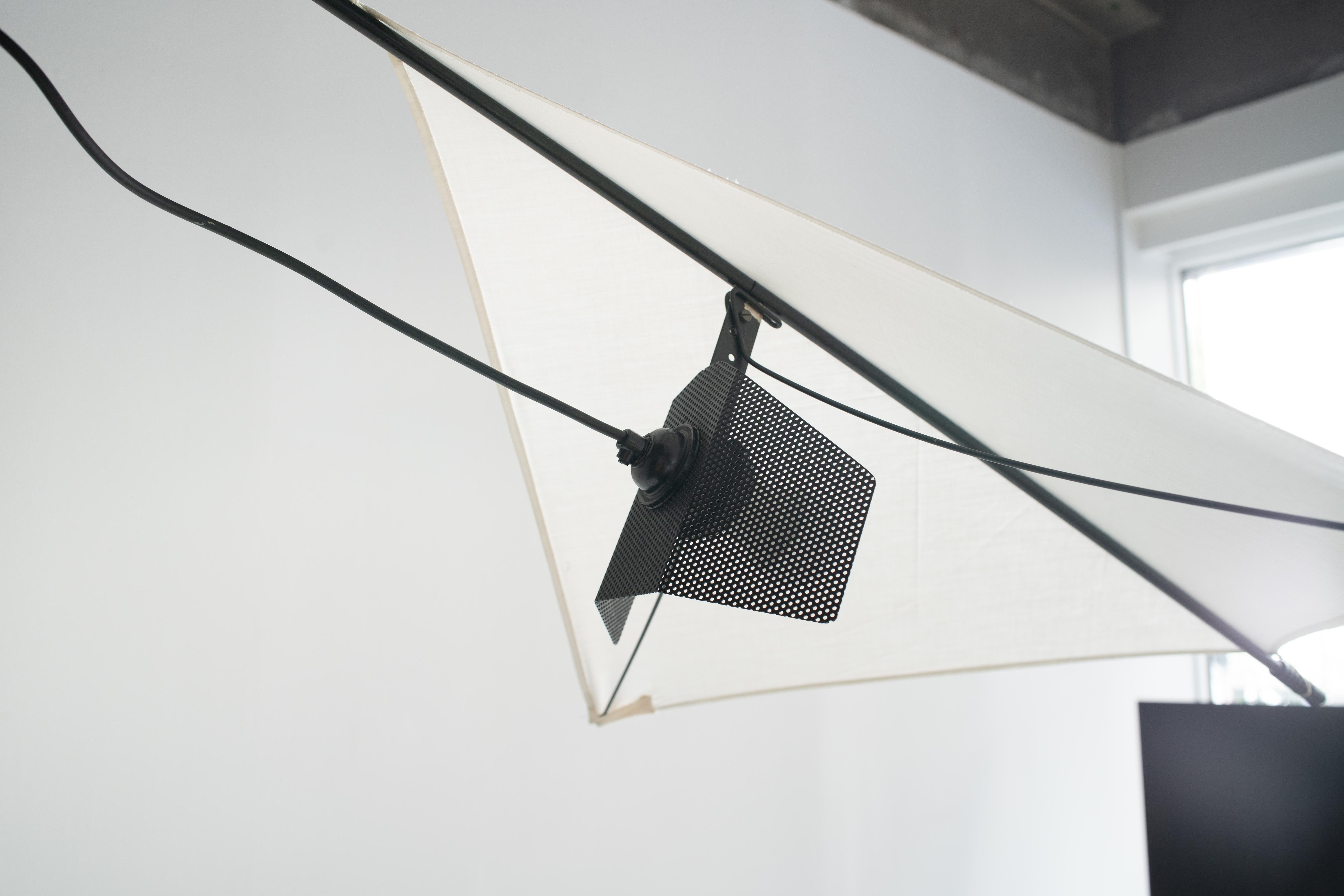 Martinelli Luce Vera: Skulpturale Beleuchtung im postmodernen Stil (Stahl) im Angebot