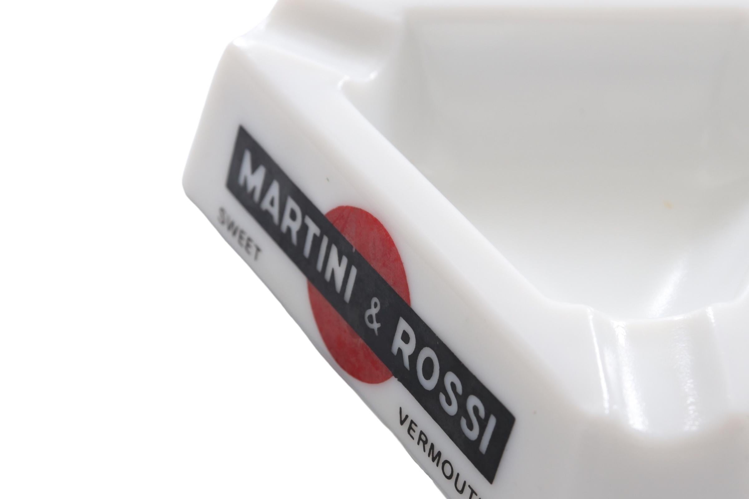 20th Century Martini & Rossi Sweet Vermouth French Ashtrays - a Pair For Sale