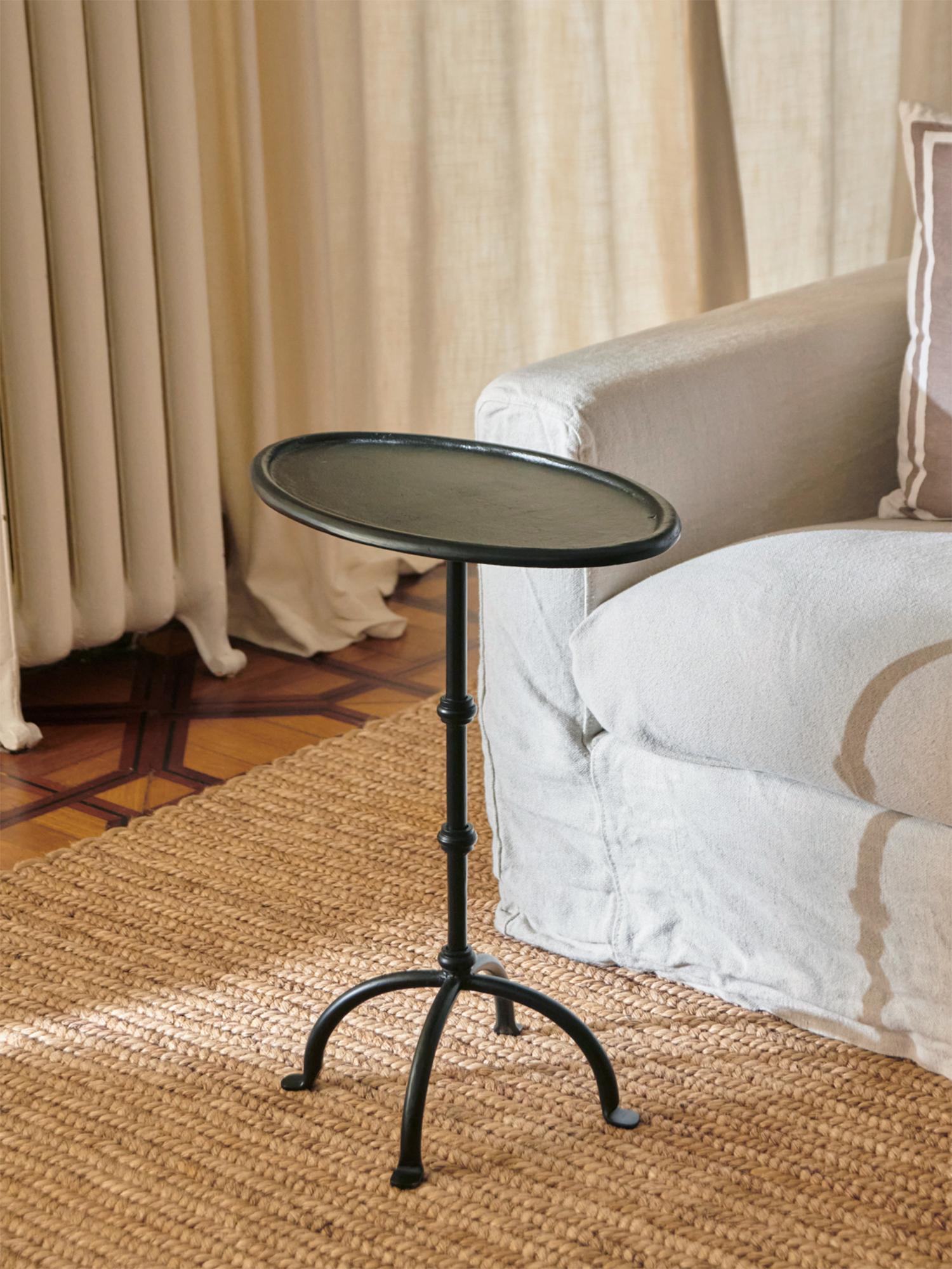 Mesa Martini de Quintana Partners Studio Español en venta