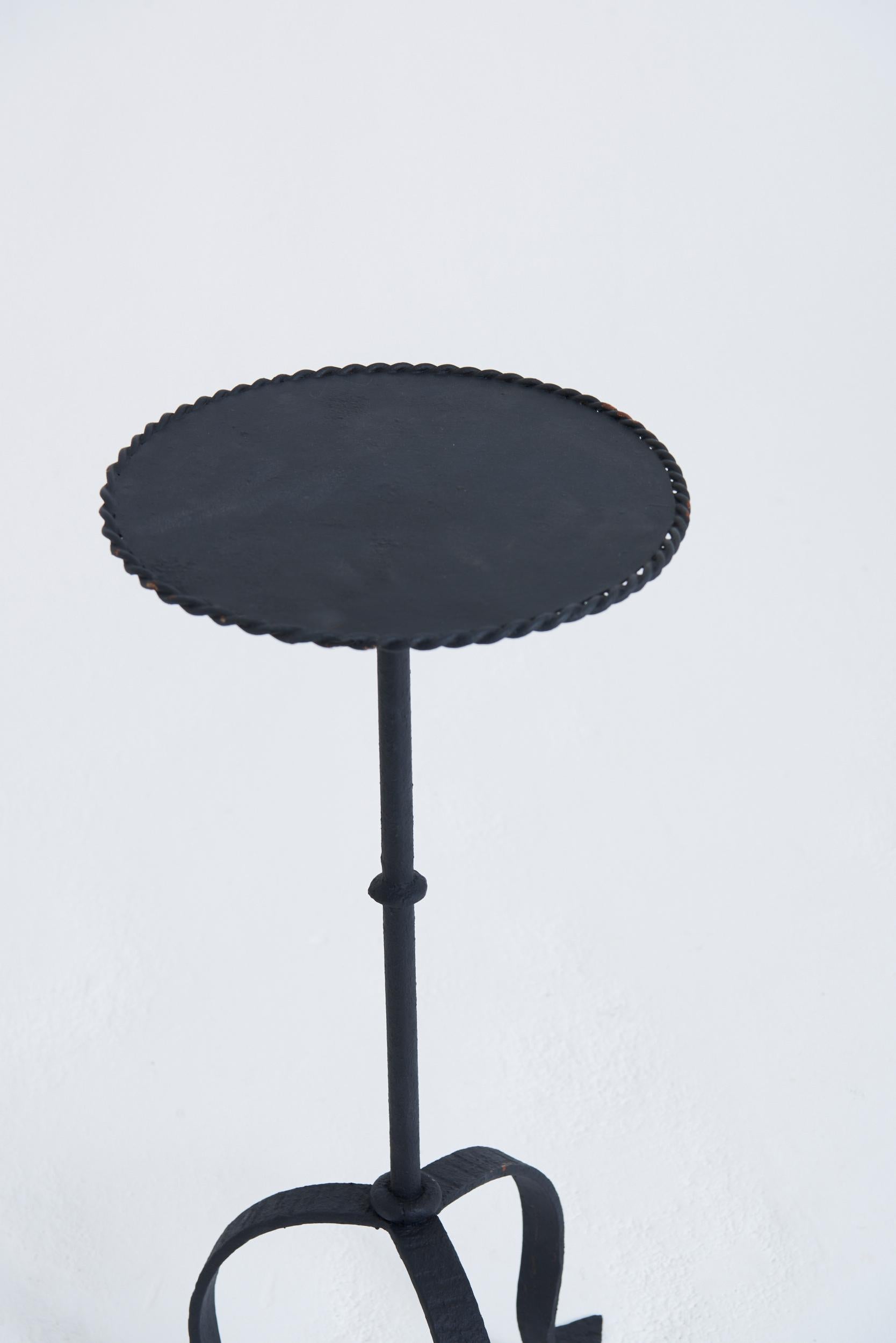 Table à martini en fer forgé
Espagne, troisième quart du XXe siècle
