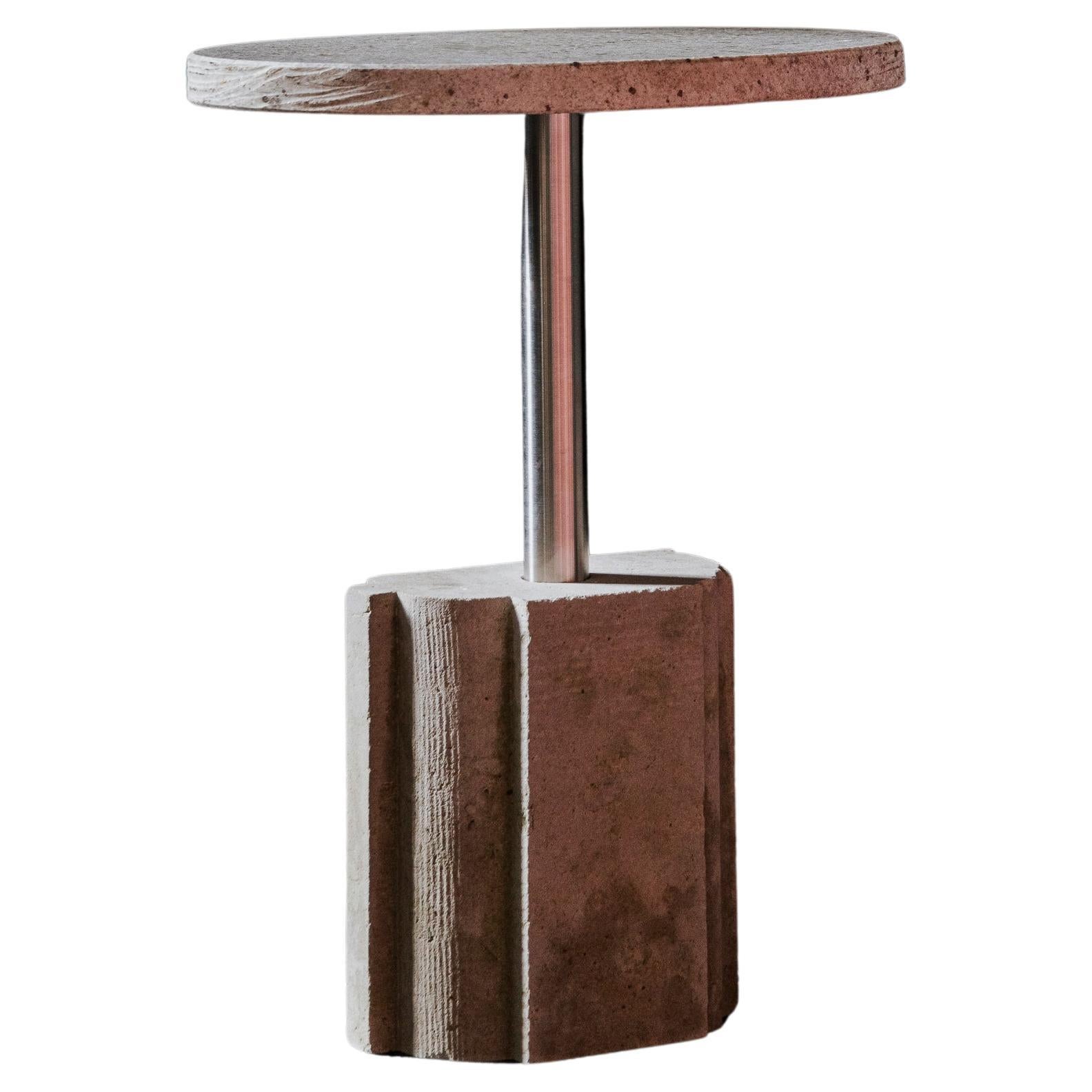 Table d'appoint unique "MARTINI" de FABIAN FREYTAG STUDIO - Alcova édition n° 4