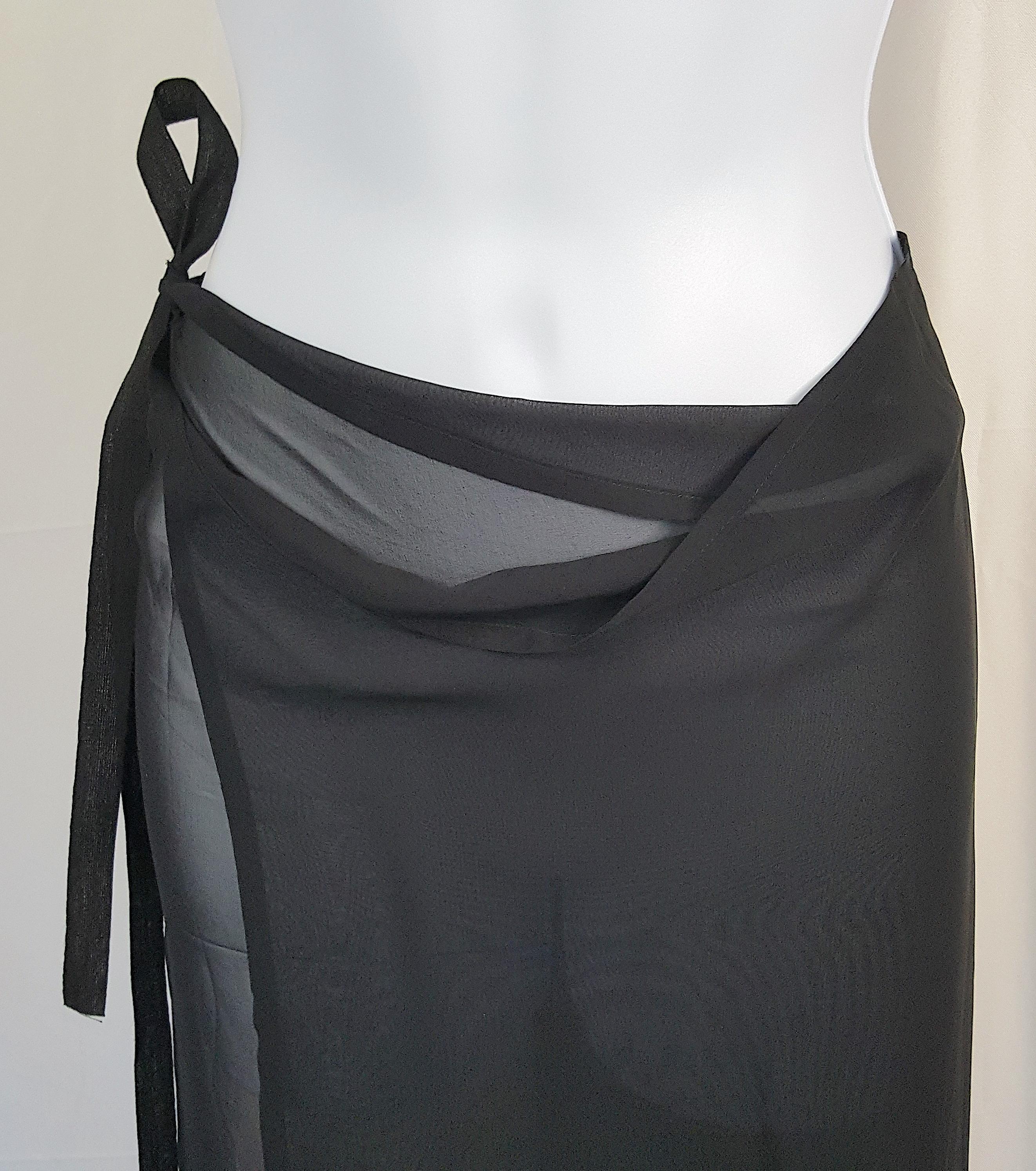 MartinMargiela 1990 1stRetrospectiveCollection1994 Sheer Black Convertible Apron For Sale 6