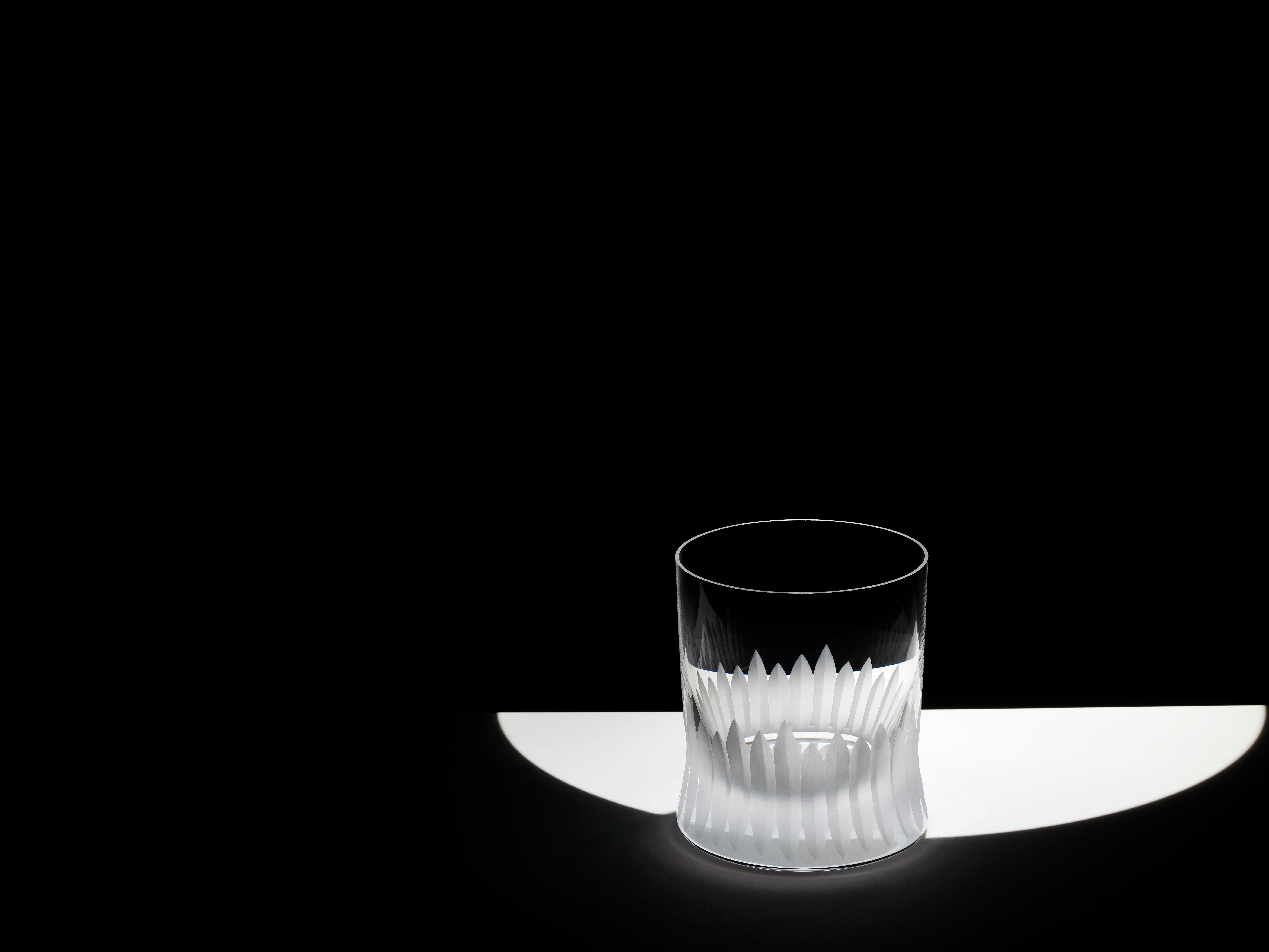 Handgefertigter irischer Whiskey-Becher aus Kristall von Martino Gamper aus der Serie „Cuttings“ im Angebot 5