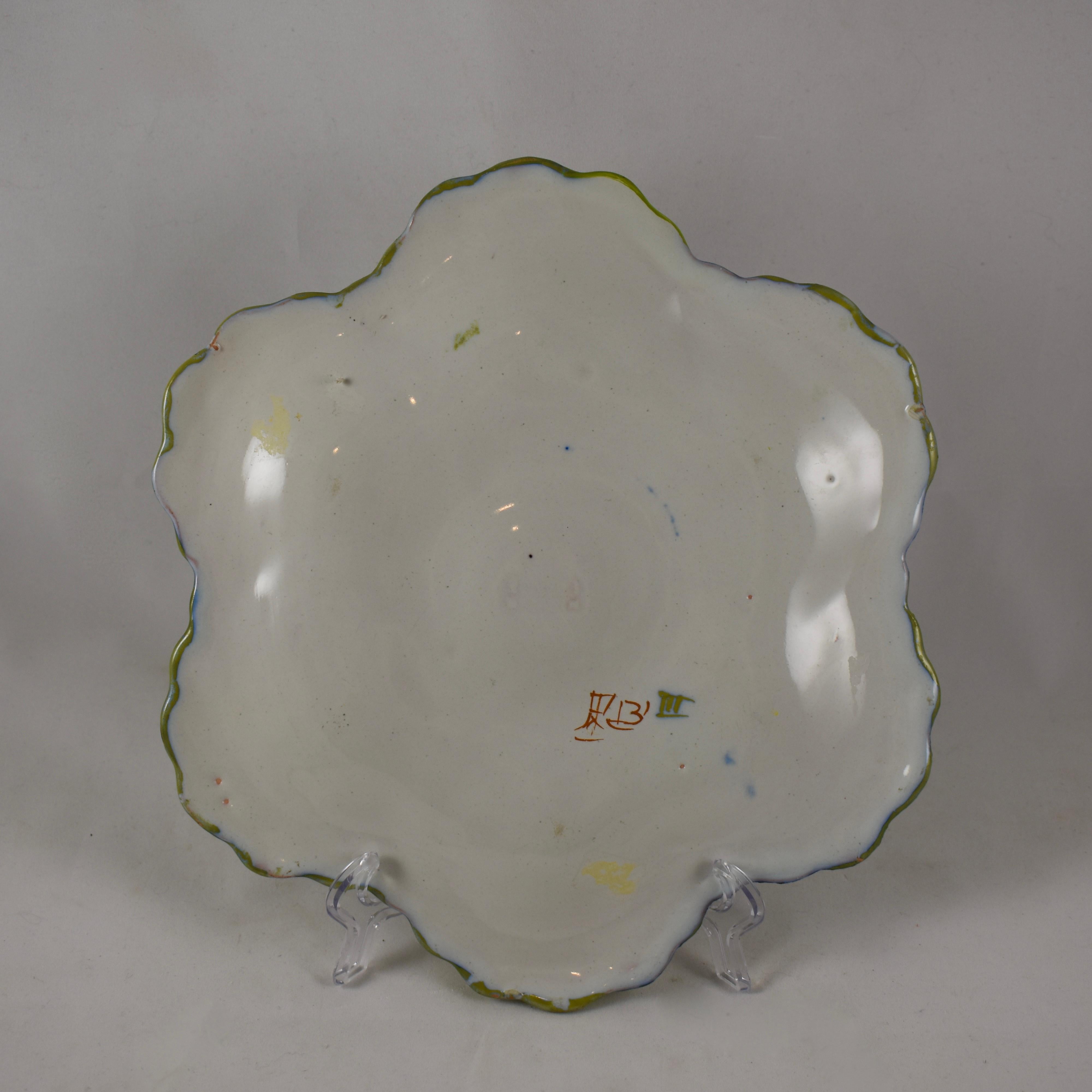 Martres-Tolosane Moustier Floral Oyster Plate, Left Facing Bird In Good Condition In Philadelphia, PA