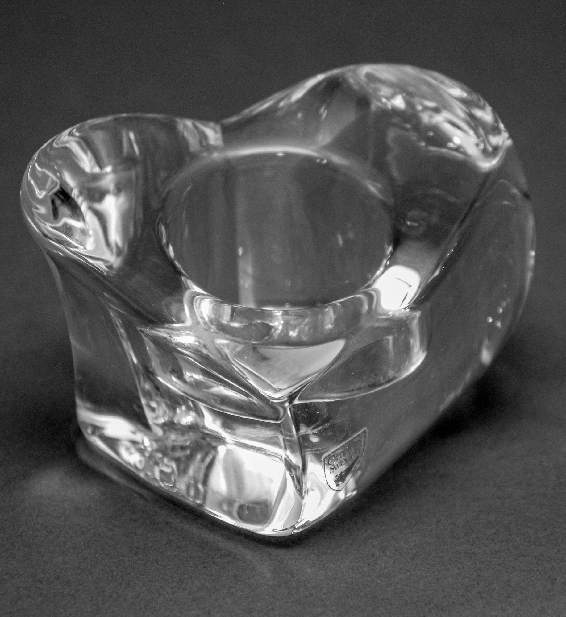 Martti Rytkönenfor Orrefors Valentino Heart Shape Votive Paperweight For Sale 3