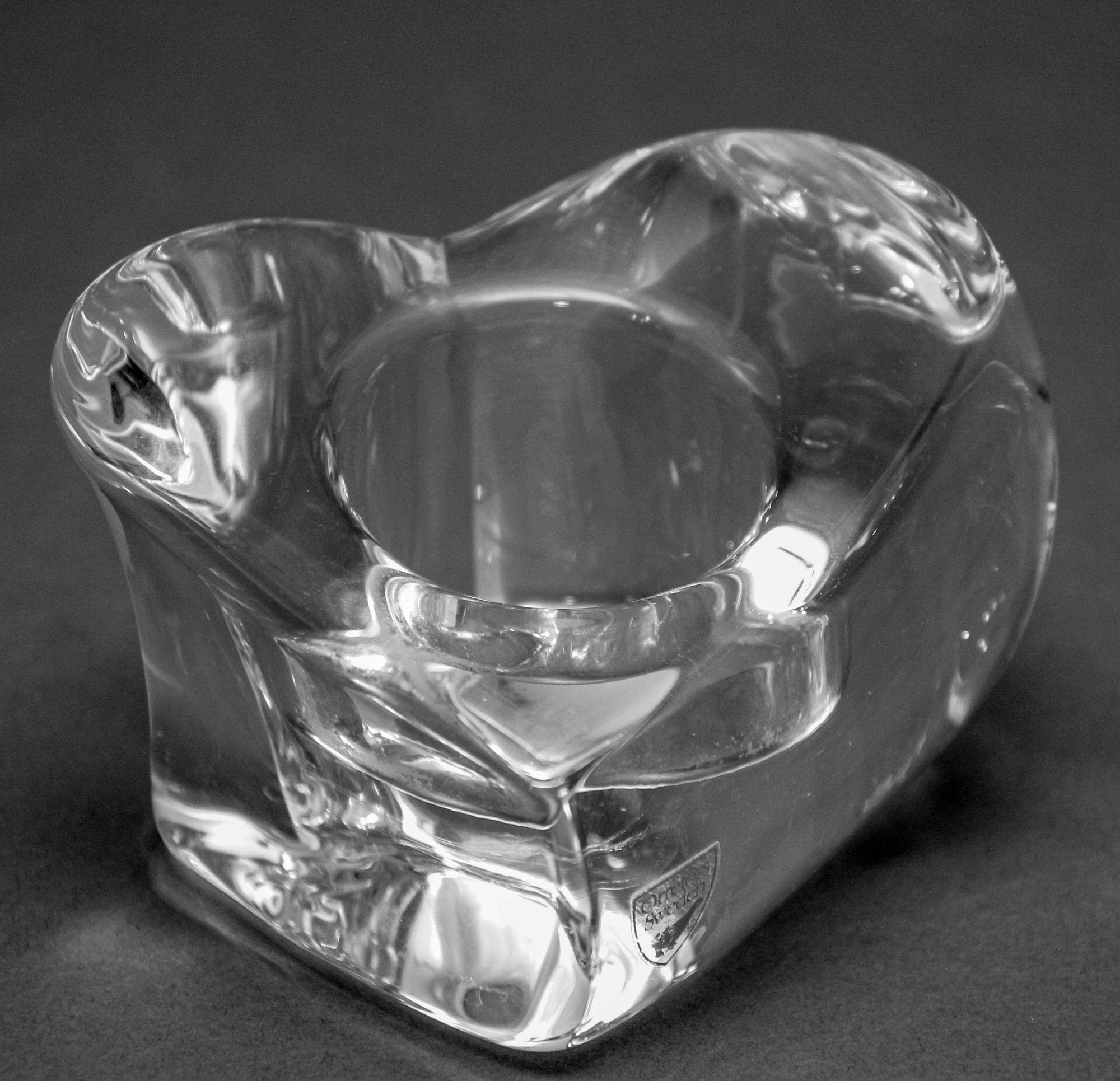 Martti Rytkönenfor Orrefors Valentino Heart Shape Votive Paperweight For Sale 4