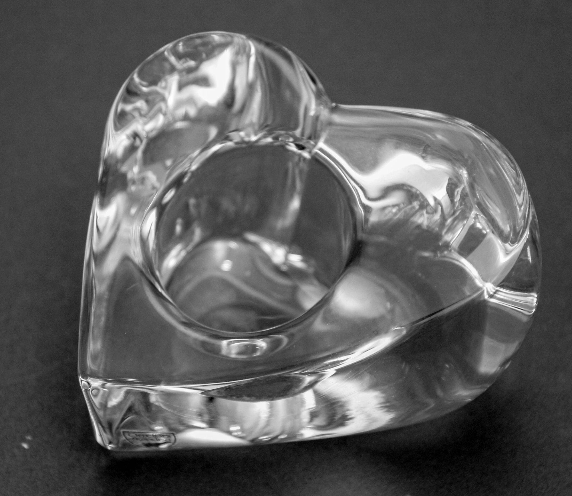 Martti Rytkönenfor Orrefors Valentino Heart Shape Votive Paperweight For Sale 9