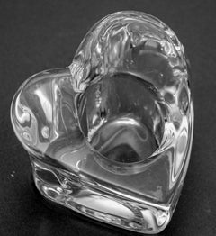 Martti Rytkönenfor Pisapapeles votivo en forma de corazón Valentino de Orrefors