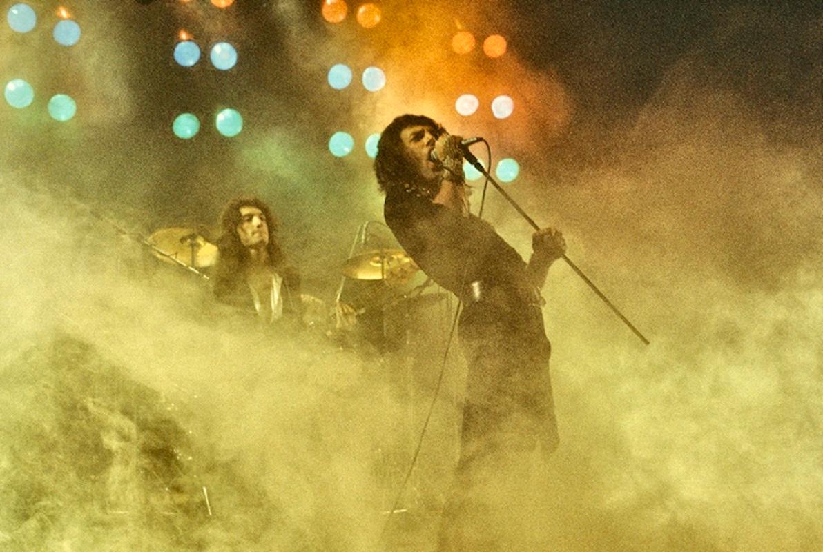 Queen in Concert 

Freddie Mercury und Queen im Konzert 

Foto: Martyn Goddard
Gedruckt 2024.

Signierte Fotografie in limitierter Auflage; Auflage von 25 Stück in dieser Größe.

Papierformat 20×24 Zoll.

Alle Drucke sind auf der Vorderseite unter