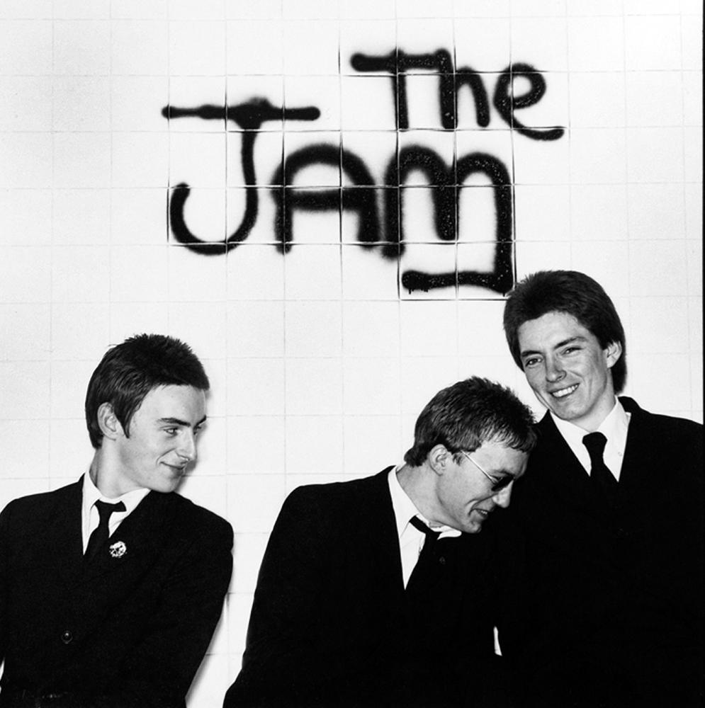 Signed, limited edition print of The Jam. This shot is an outtake from the debut album cover for 'In The City' with photographer Martyn Goddard in May 1977.


Available in the following sizes:
15”x15”
20”x20”
30”x30”
50”x50”

