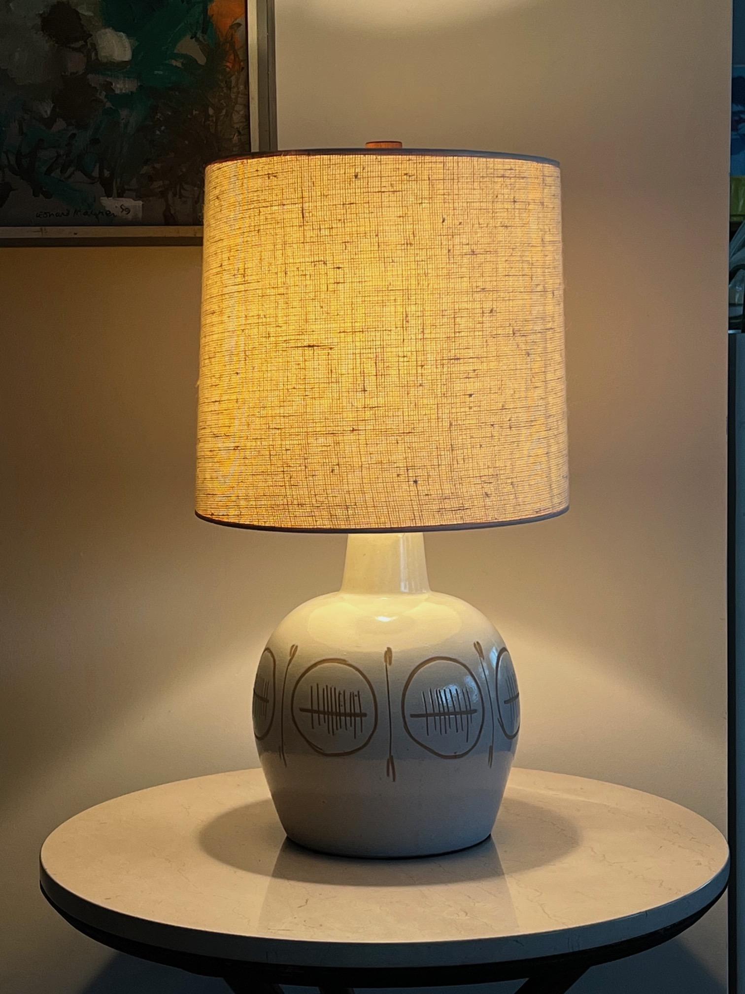 Martz Ceramic Lamp with Sgraffito Decoration In Good Condition For Sale In St.Petersburg, FL