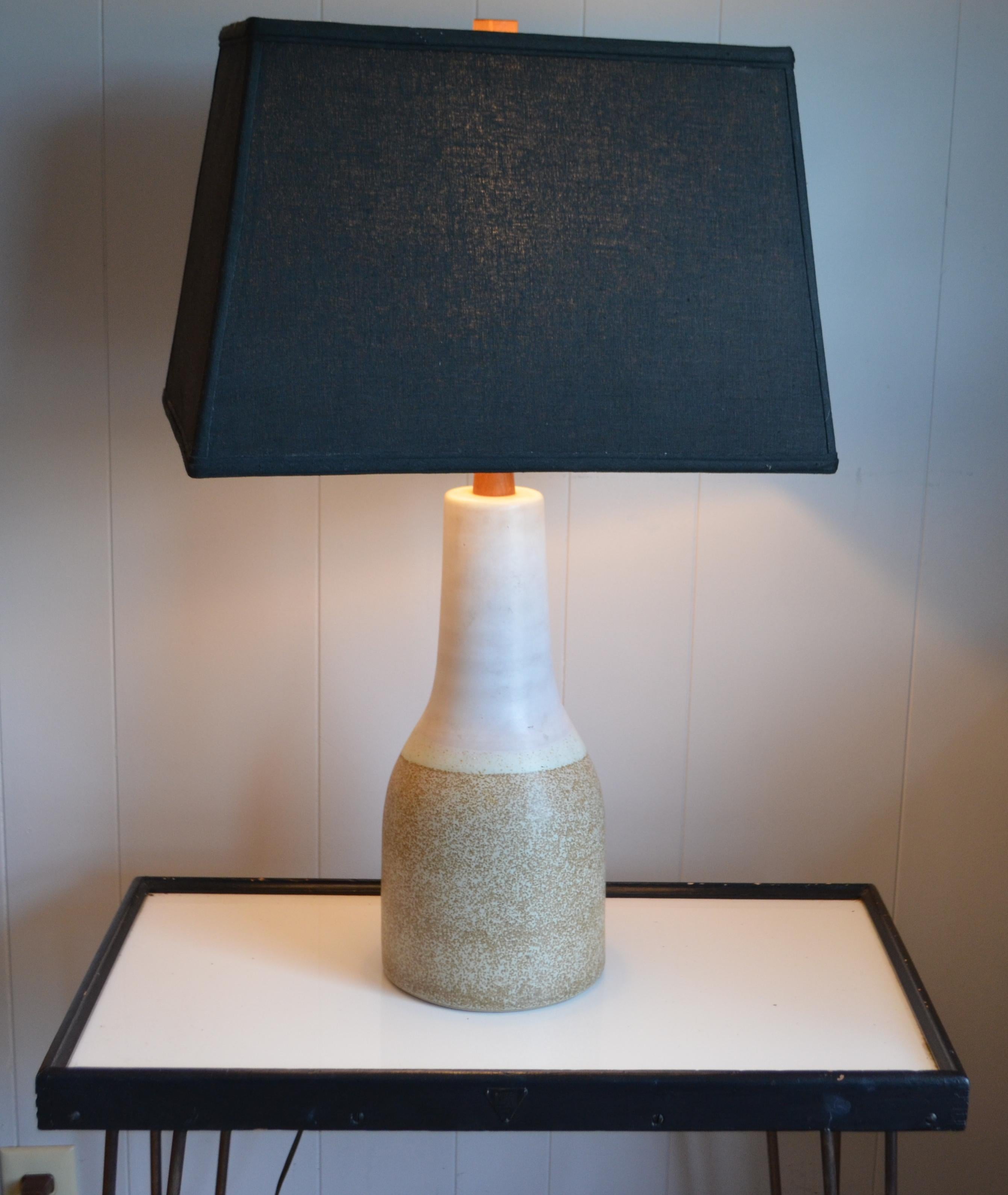 Martz Ceramic Table Lamp, Midcentury, with Walnut Height Extender and Finial 6