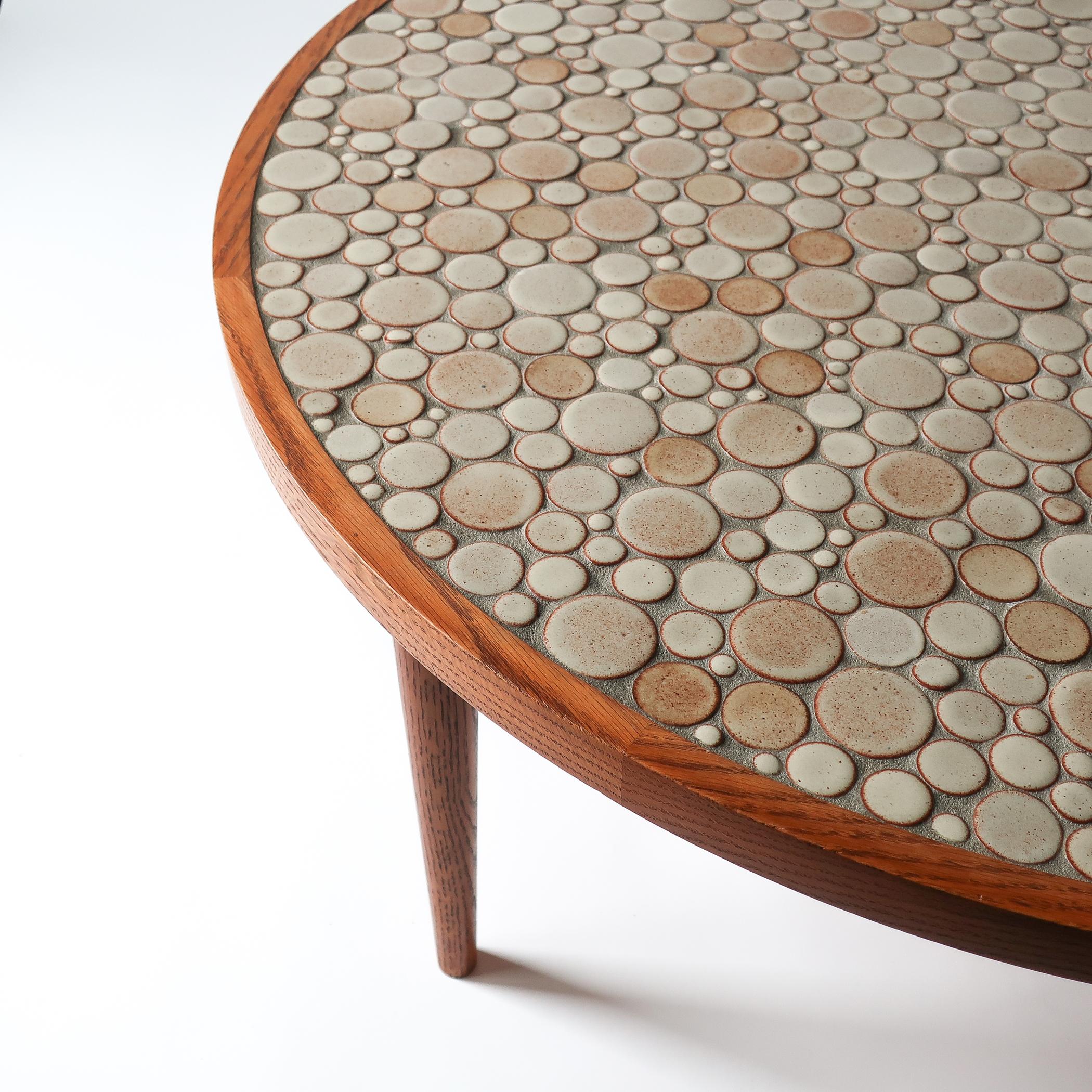 Mid-Century Modern Martz Ceramic Tile Top Oak Coffee Table, Tan Circles, Marshall Studios For Sale