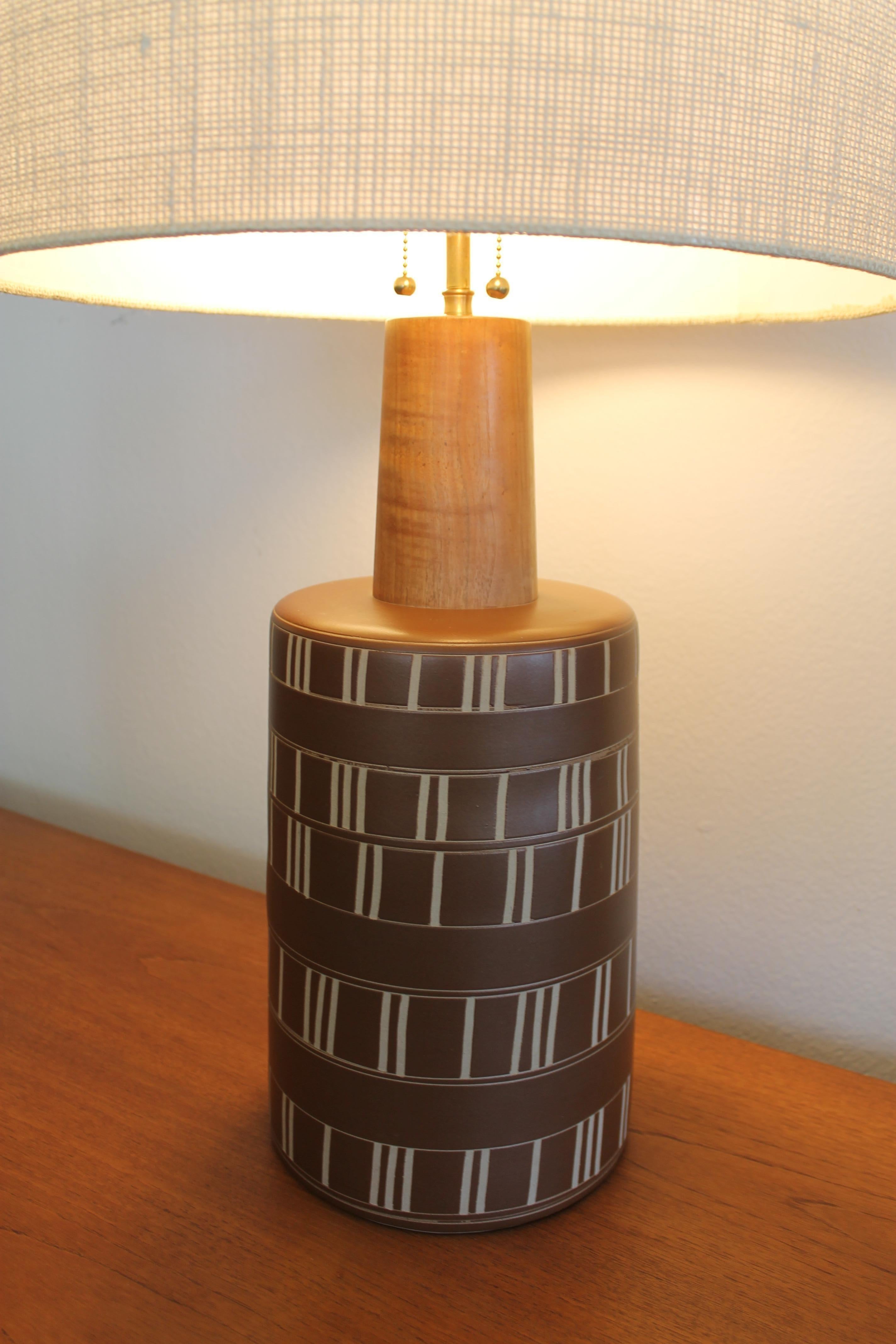 Martz table lamp by Marshall Studios, Inc. Veedersburg, Indiana. Lamp has an engraved Martz signature near the cord outlet. Lamp measures 29.5