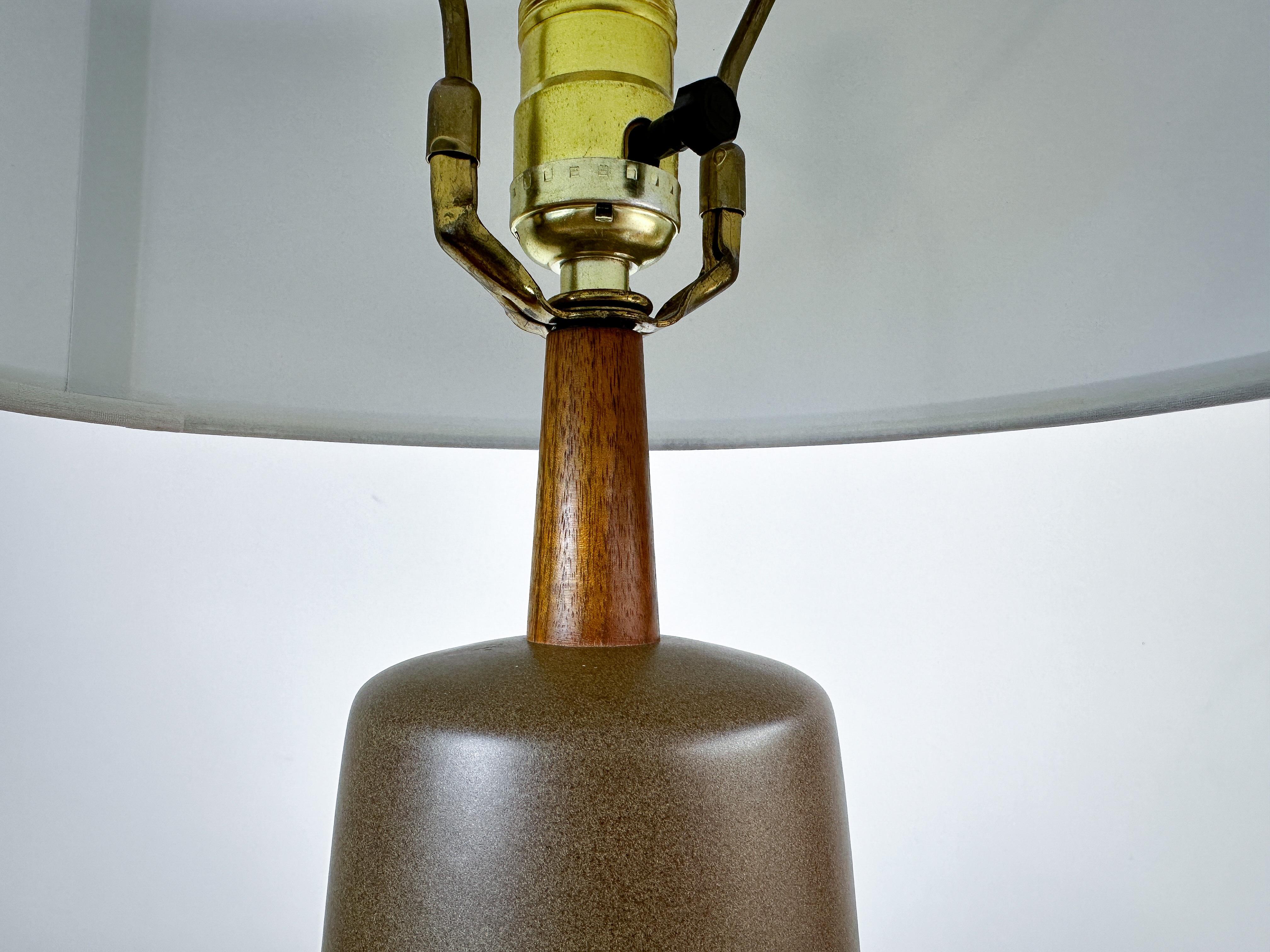 Mid-Century Modern Martz Glazed Ceramic Table Lamp, Marshall Studios, 1960s For Sale