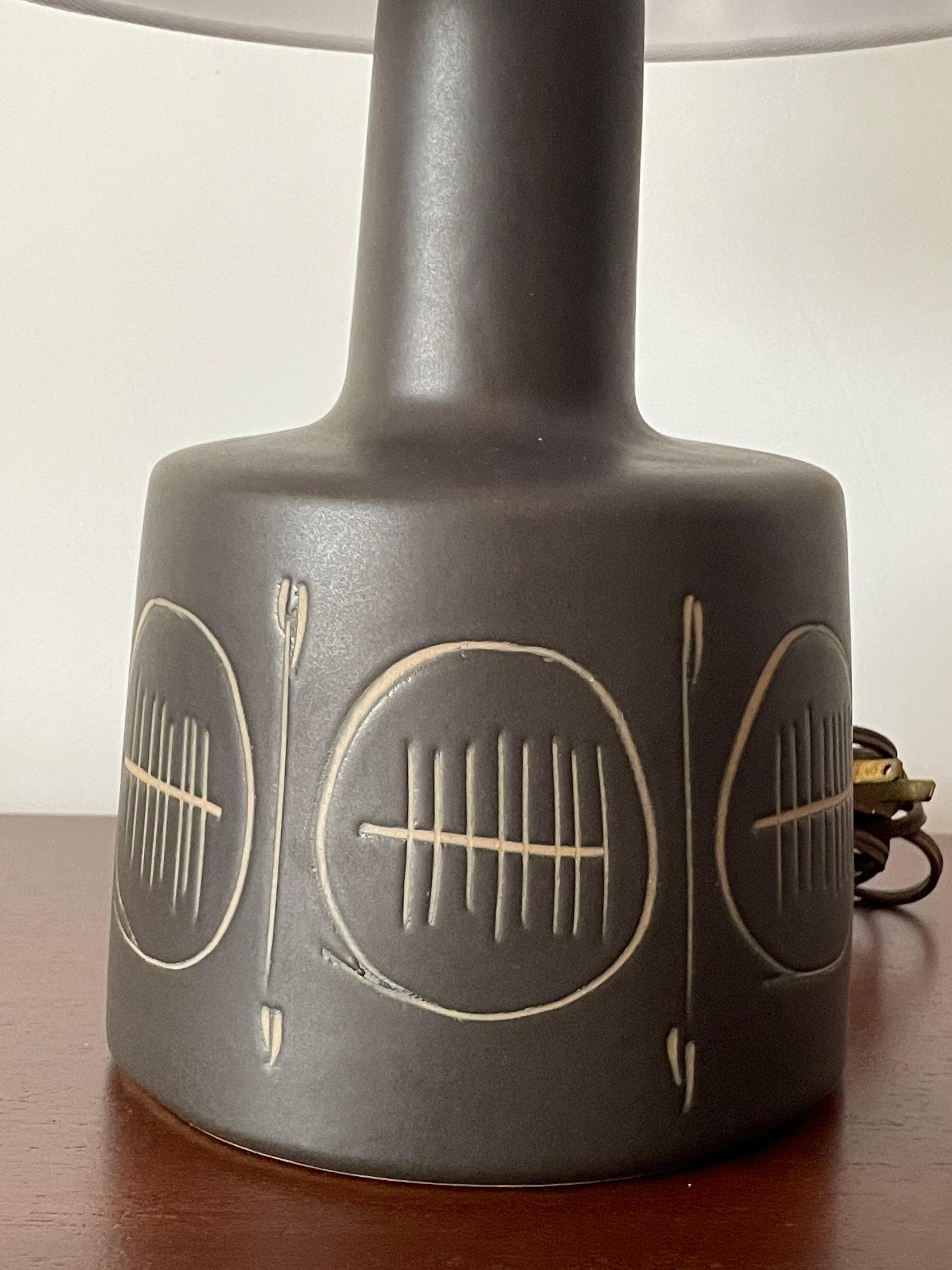 Martz-Lampe von Jane und Gordon Martz, Keramik (amerikanisch) im Angebot