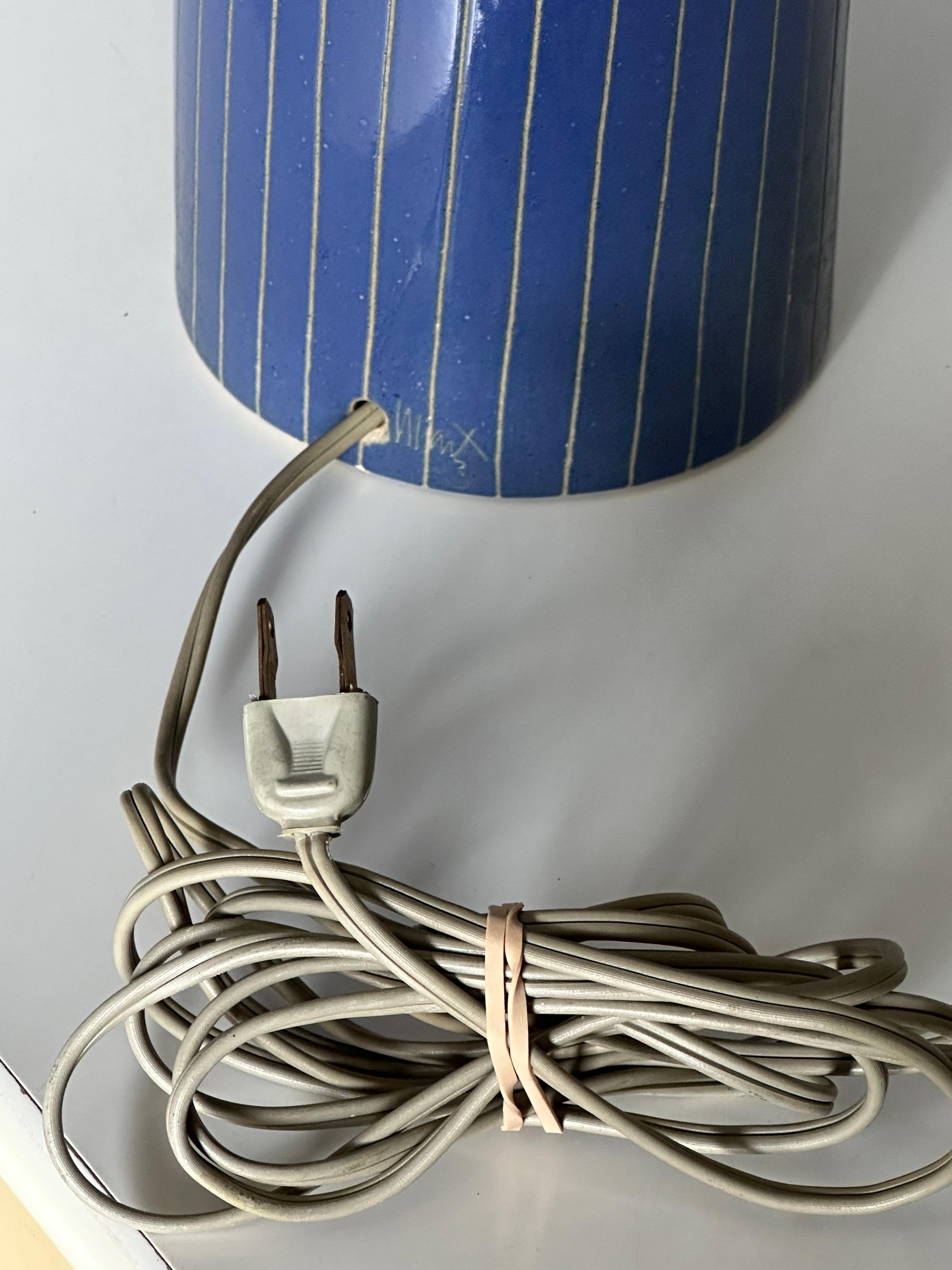 Martz Lamp by Jane and Gordon Martz/ Marshall Studios, ceramic and walnut For Sale 1