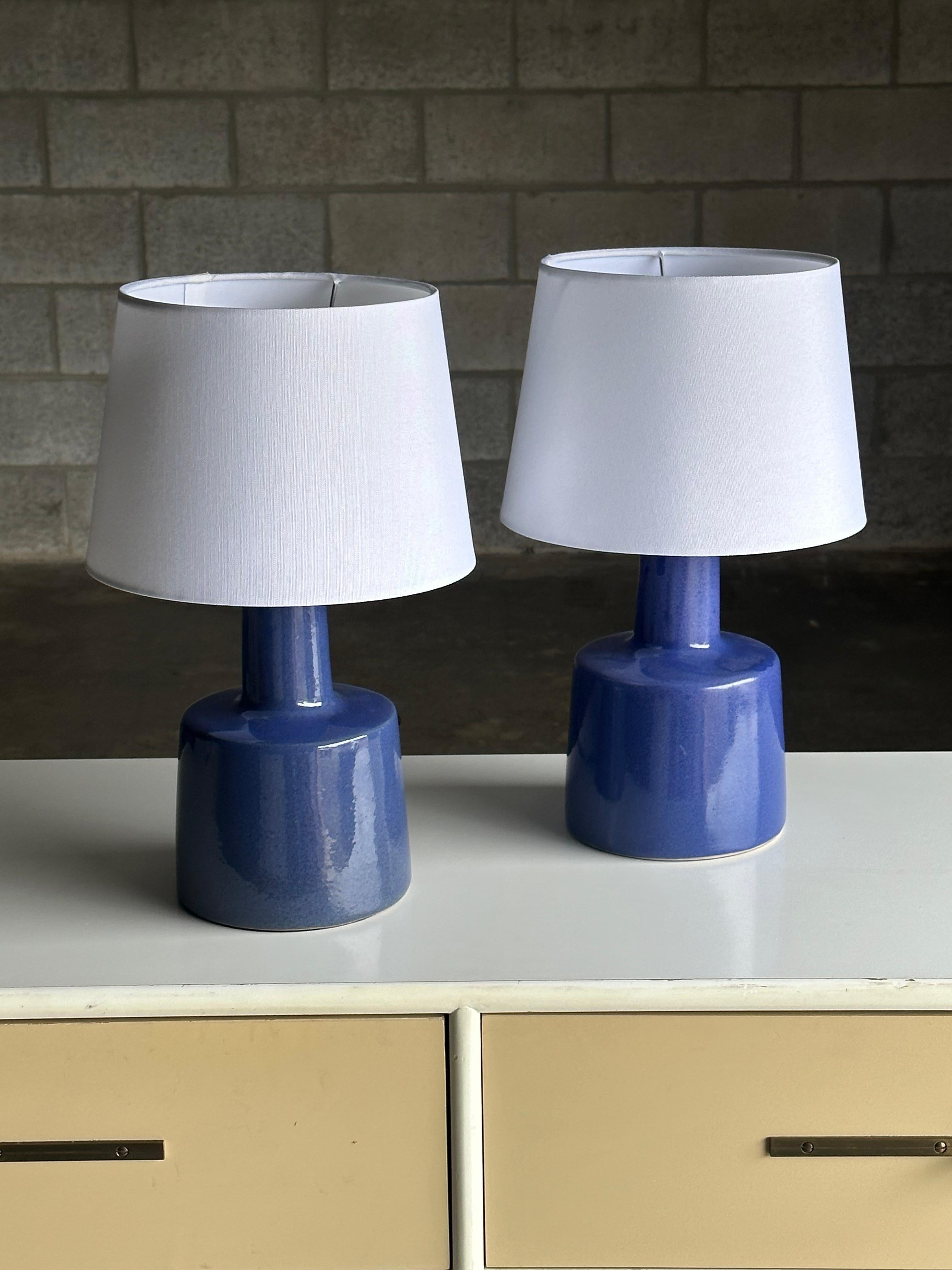 Mid-Century Modern Martz Lamps by Jane and Gordon Martz for Marshall Studios, Blue, Ceramic For Sale