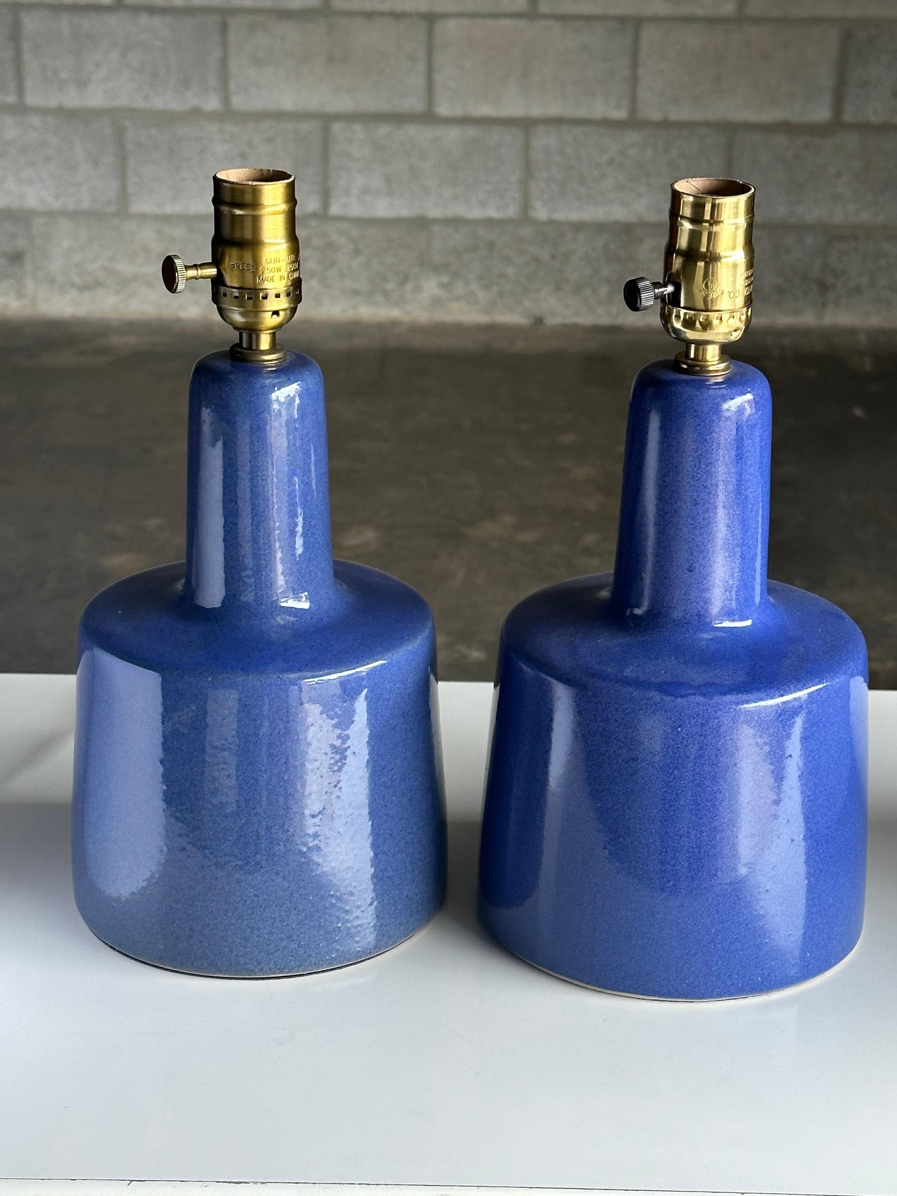 Martz Lamps by Jane and Gordon Martz for Marshall Studios, Blue, Ceramic In Good Condition In St.Petersburg, FL
