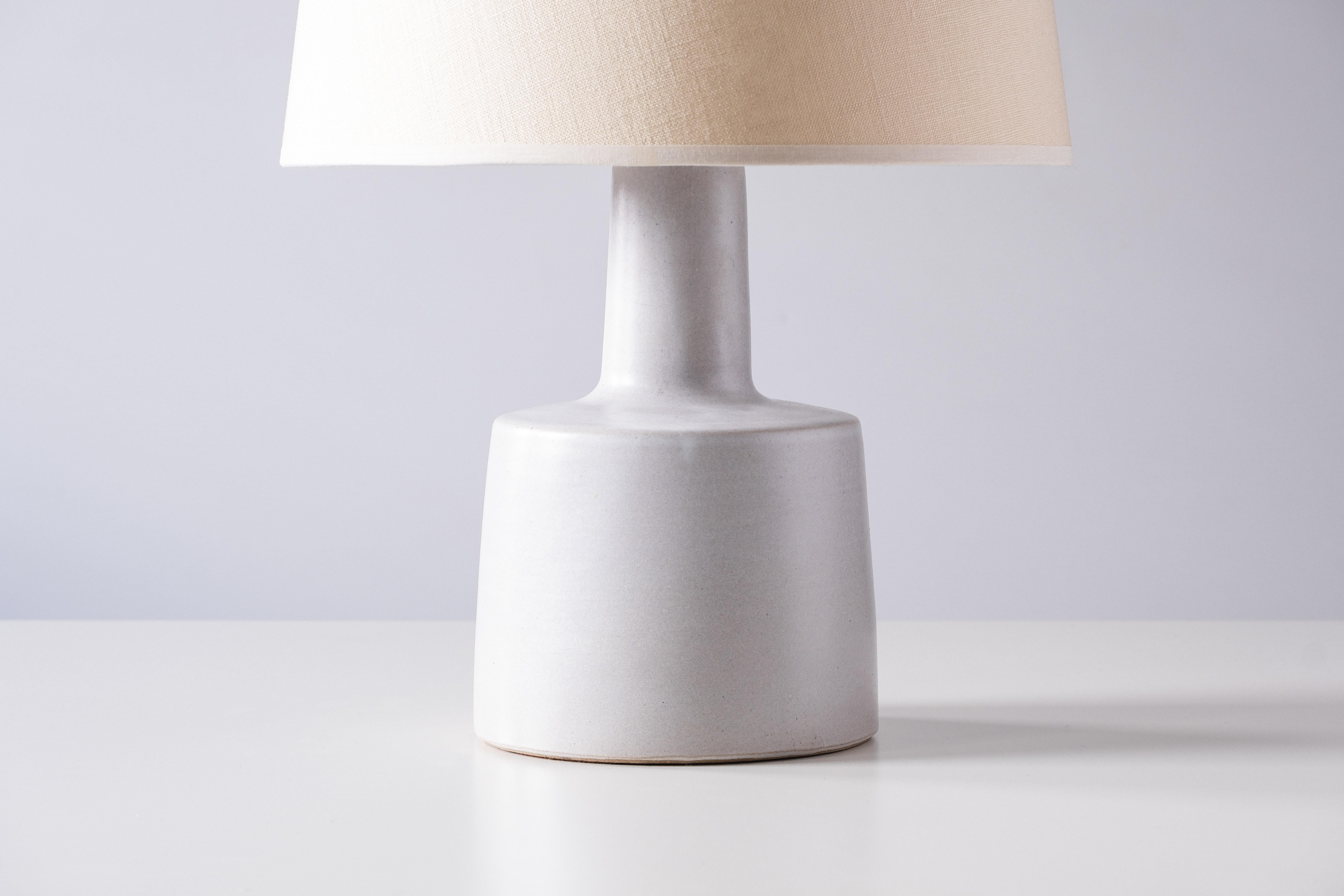 Glazed Martz / Marshall Studios Ceramic Pottery Table Lamp — Satin Speckled White Glaze