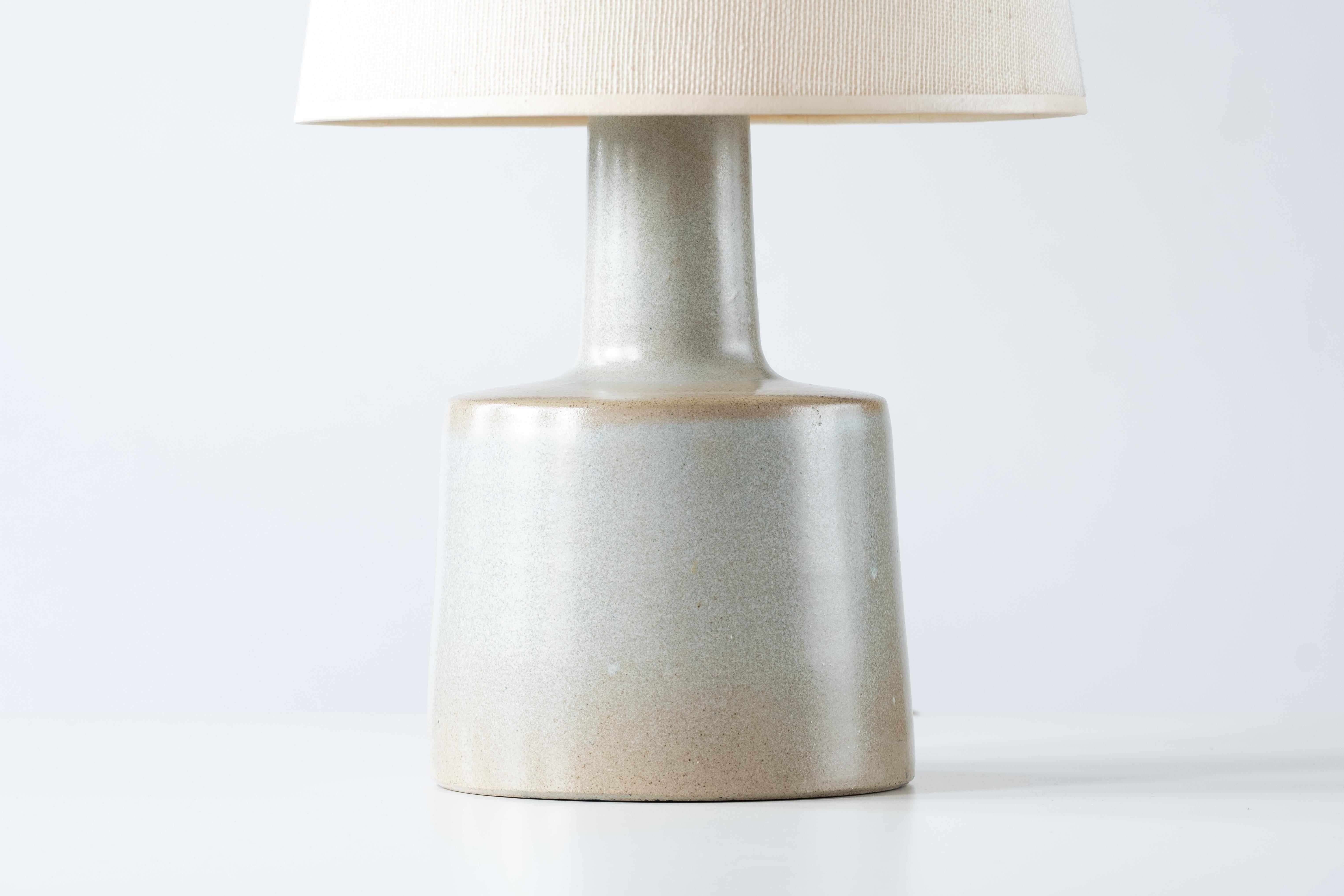 Martz / Marshall Studios Ceramic Pottery Table Lamp — Satin Aqua Glaze In Good Condition For Sale In Portland, OR