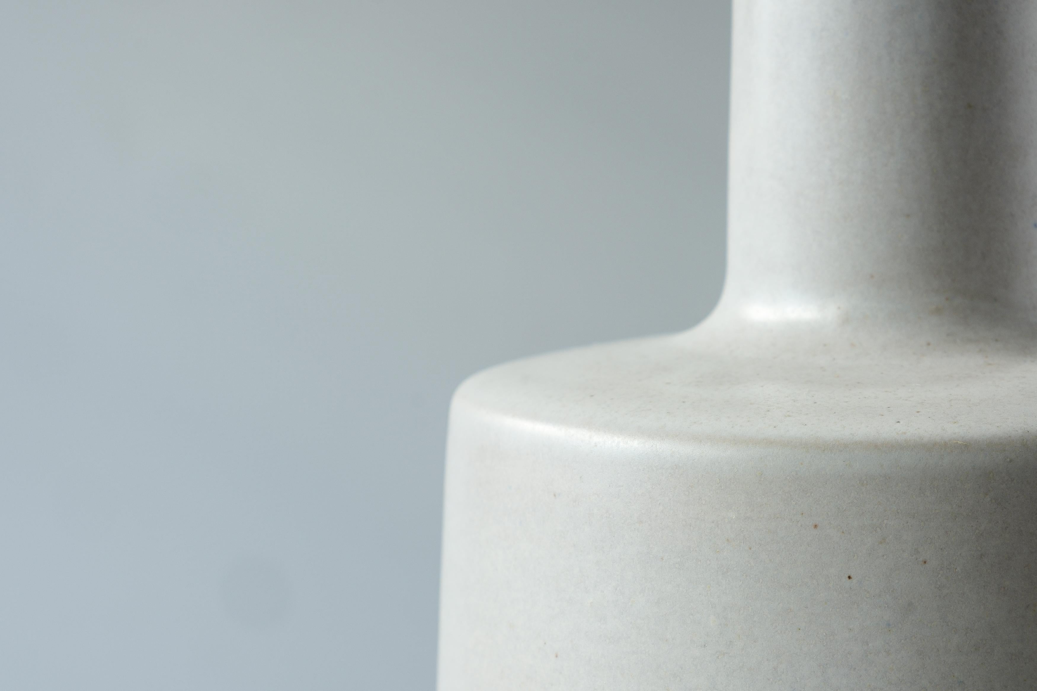 Martz / Marshall Studios Keramik Pottery Tischlampen-Satin Speckled White Glaze (Mitte des 20. Jahrhunderts)