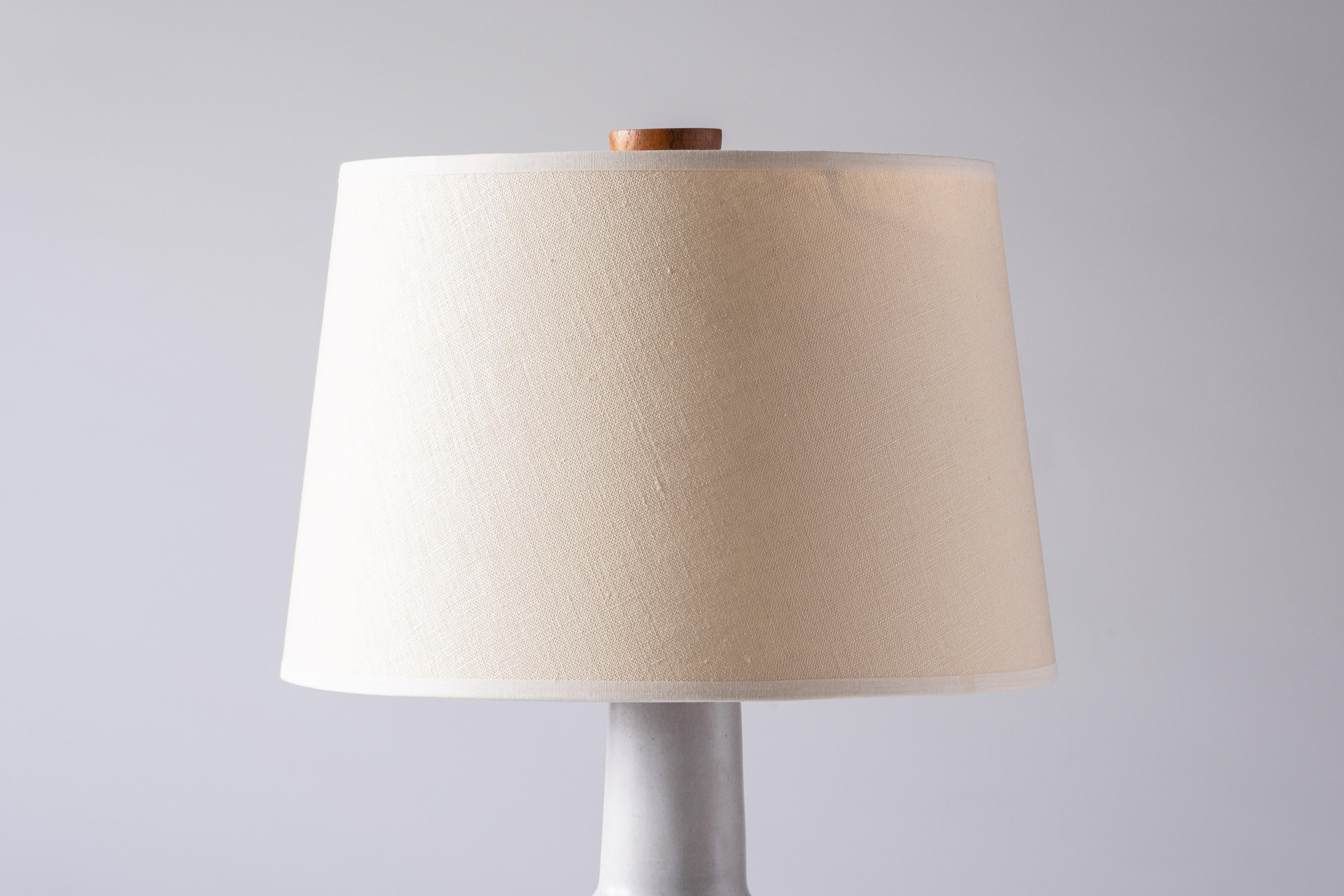 Brass Martz / Marshall Studios Ceramic Pottery Table Lamp — Satin Speckled White Glaze