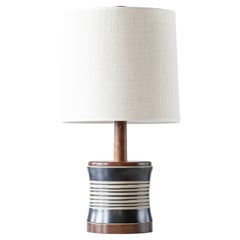 Lampada da tavolo in ceramica di Marshall Studios - Smalto nero con strisce orizzontali