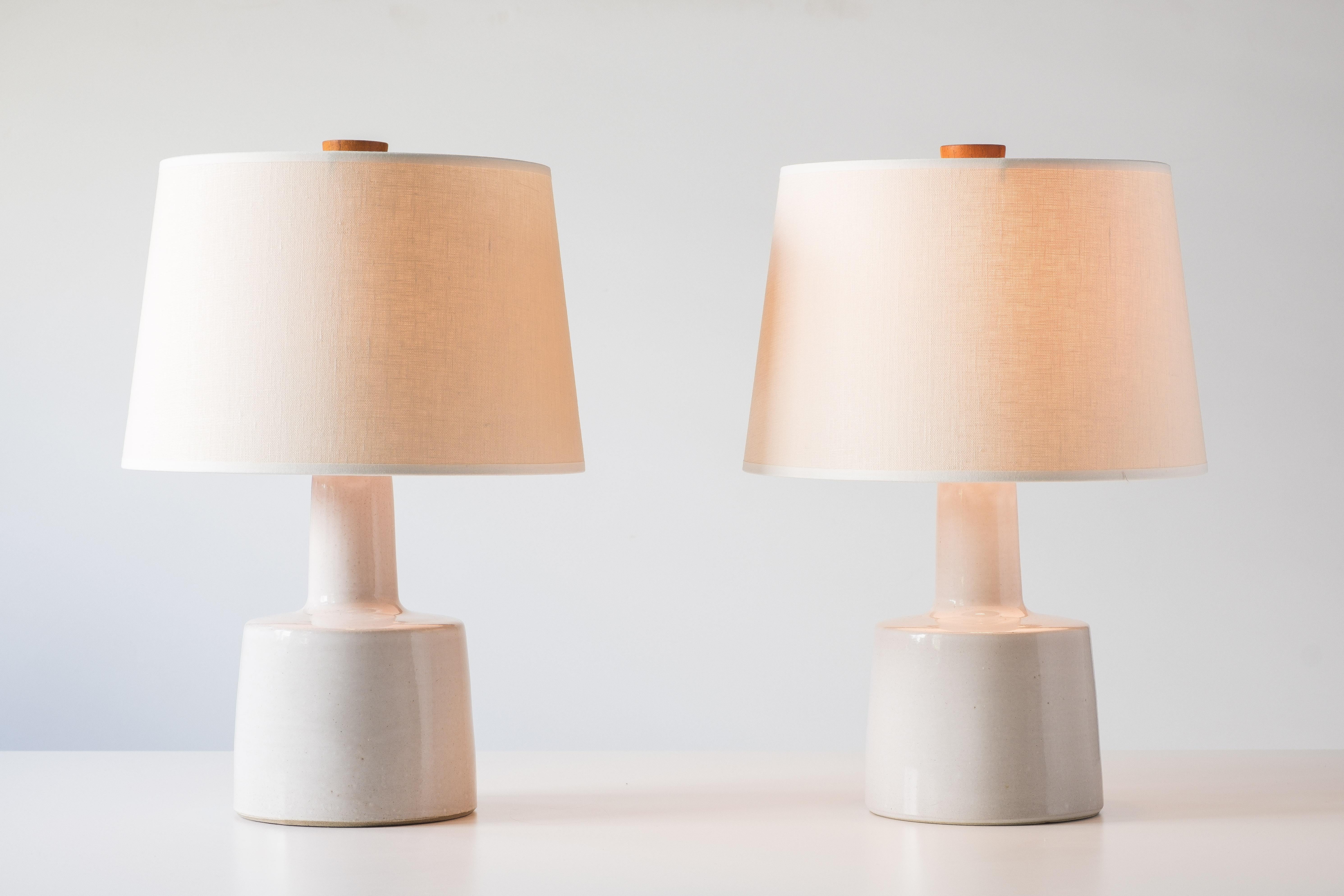 Glazed Martz / Marshall Studios Ceramic Table Lamp Pair, White Glossy Glaze