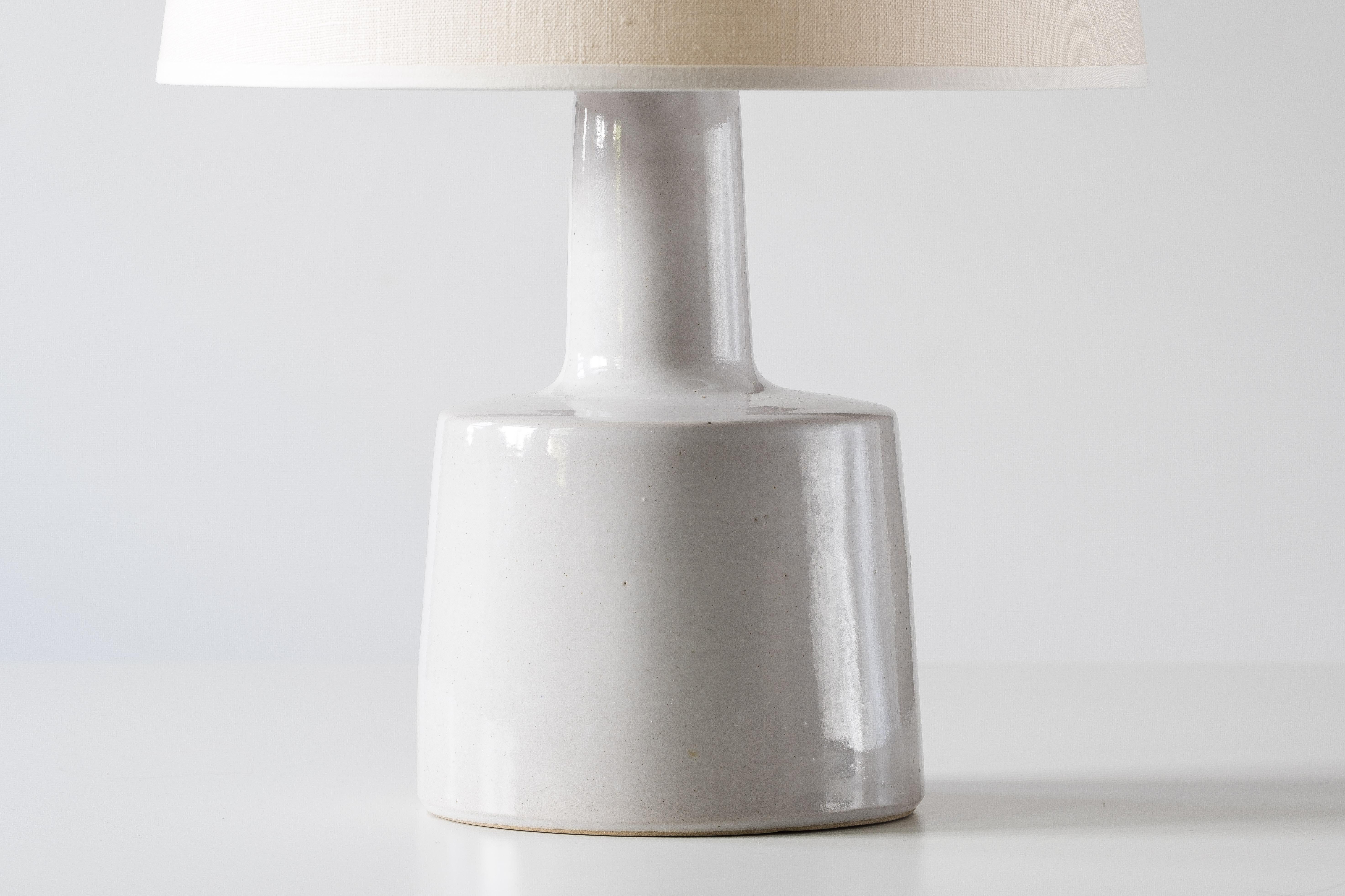 Mid-20th Century Martz / Marshall Studios Ceramic Table Lamp Pair, White Glossy Glaze