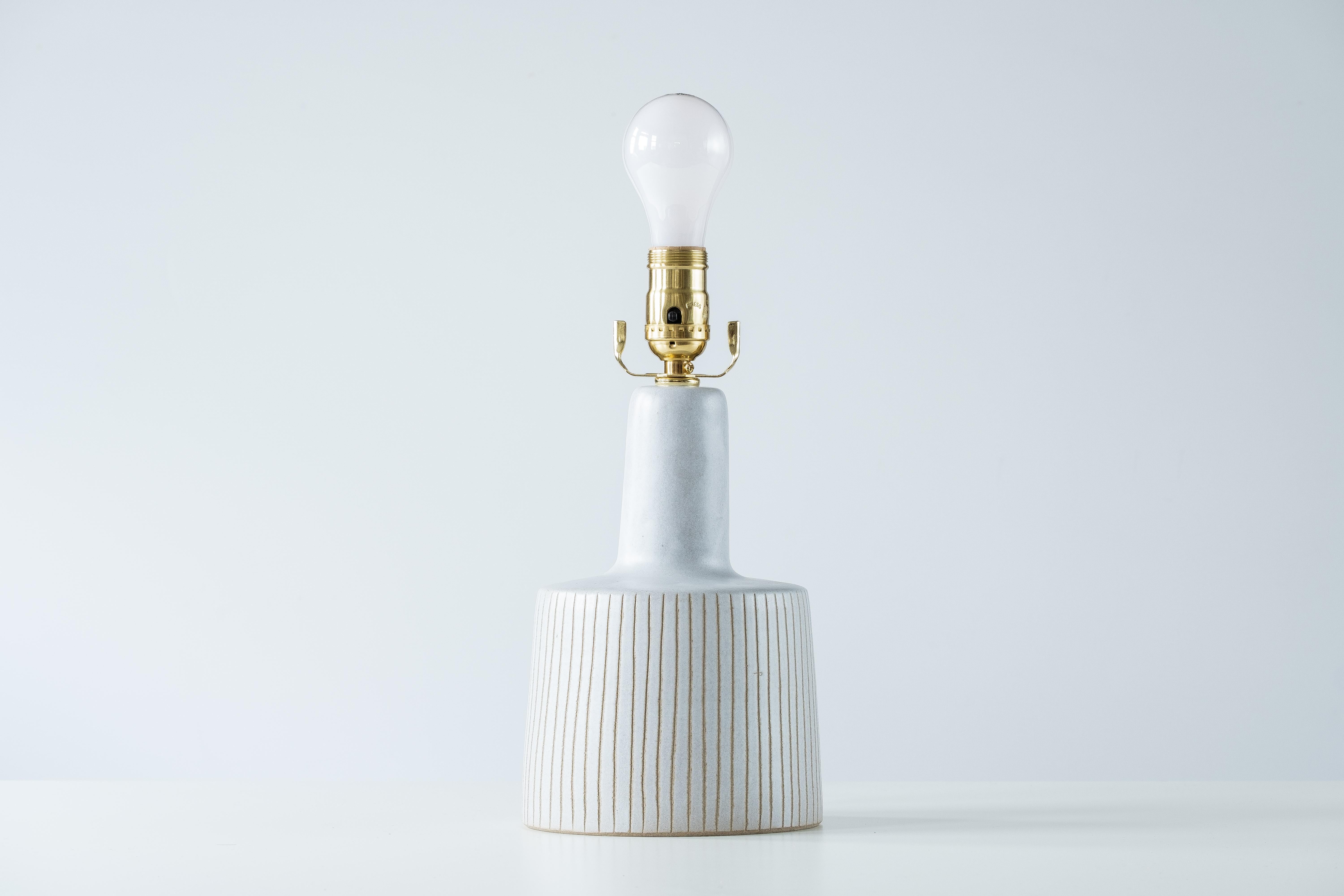Glazed Martz / Marshall Studios Ceramic Table Lamp, White Glaze with Vertical Stripes