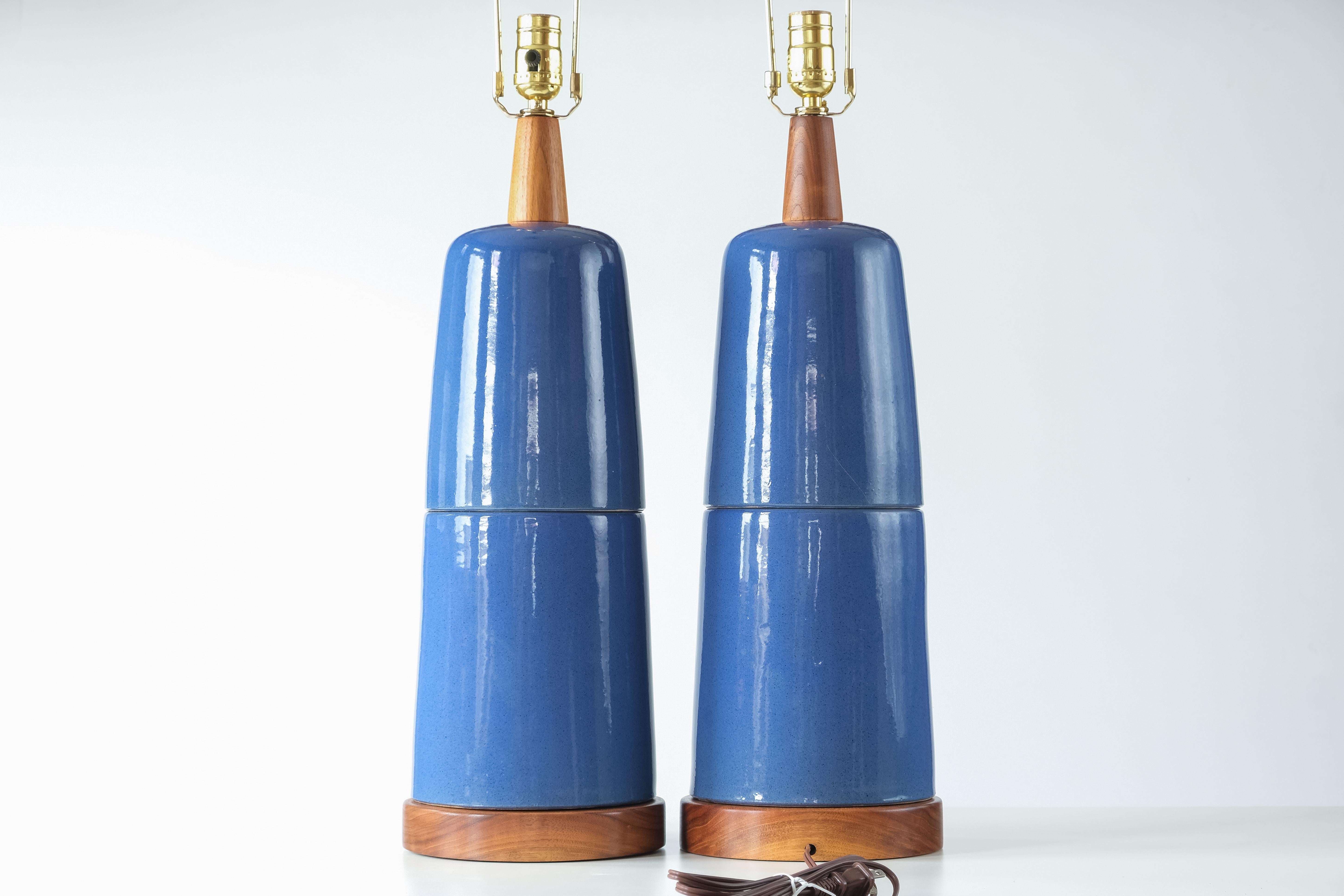 Martz / Marshall Studios Ceramic Table Lamps—Blue Glaze Two Piece Design In Good Condition For Sale In Portland, OR