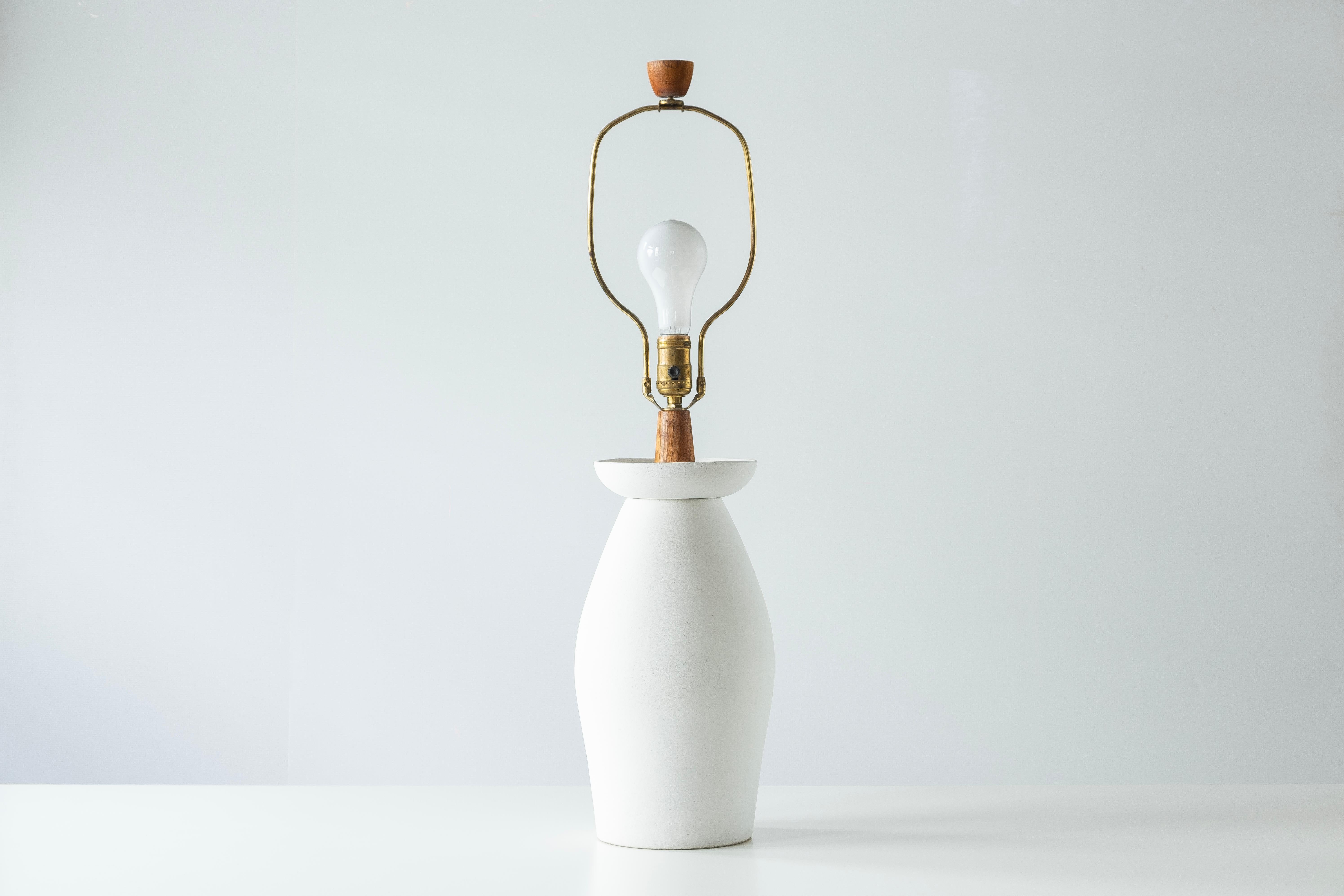 Unglazed Martz / Marshall Studios Mid Century Ceramic Table Lamp, Matte White