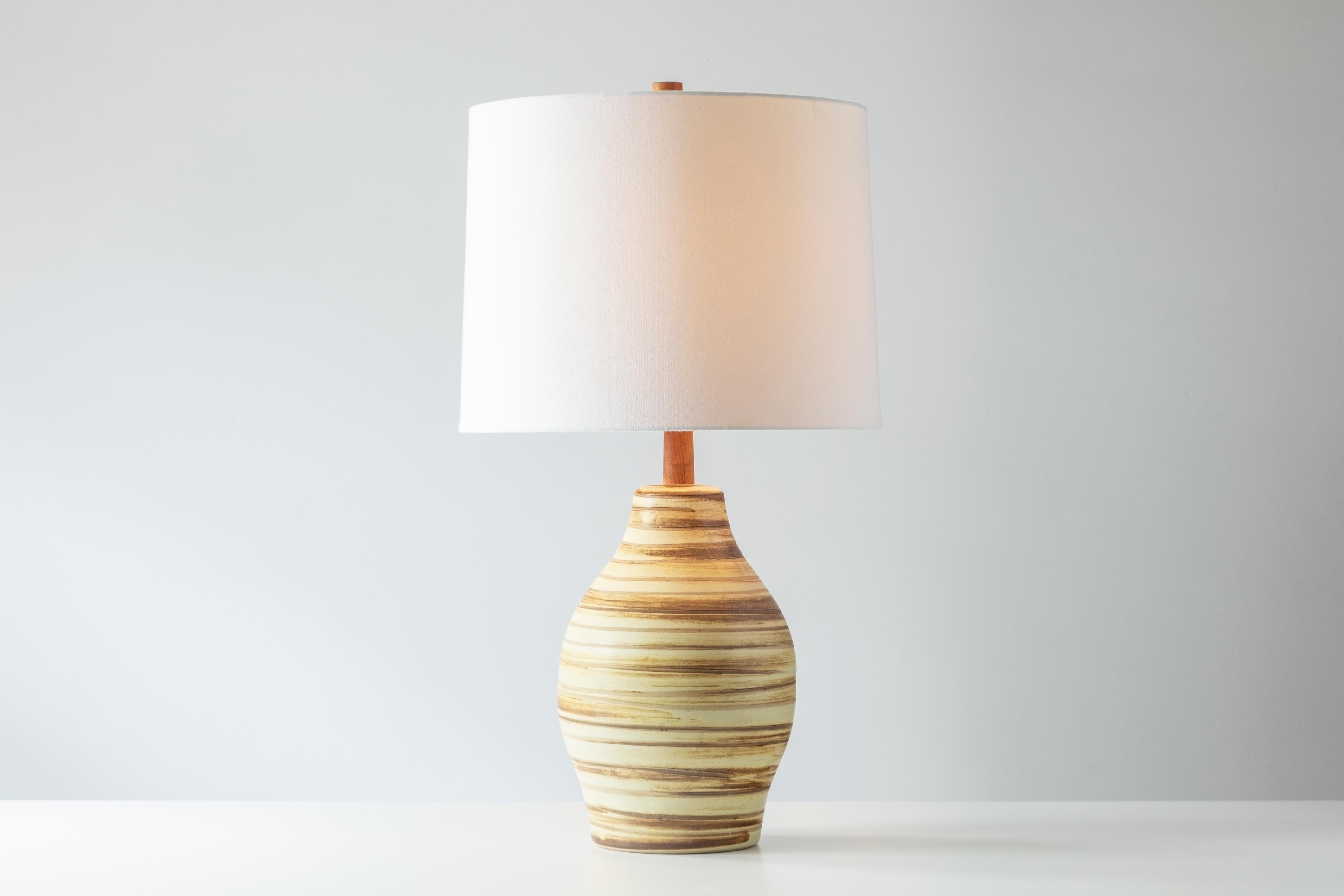 Mid-Century Modern Martz / Marshall Studios Mid Century Ceramic Table Lamp, Pale Yellow / Brown
